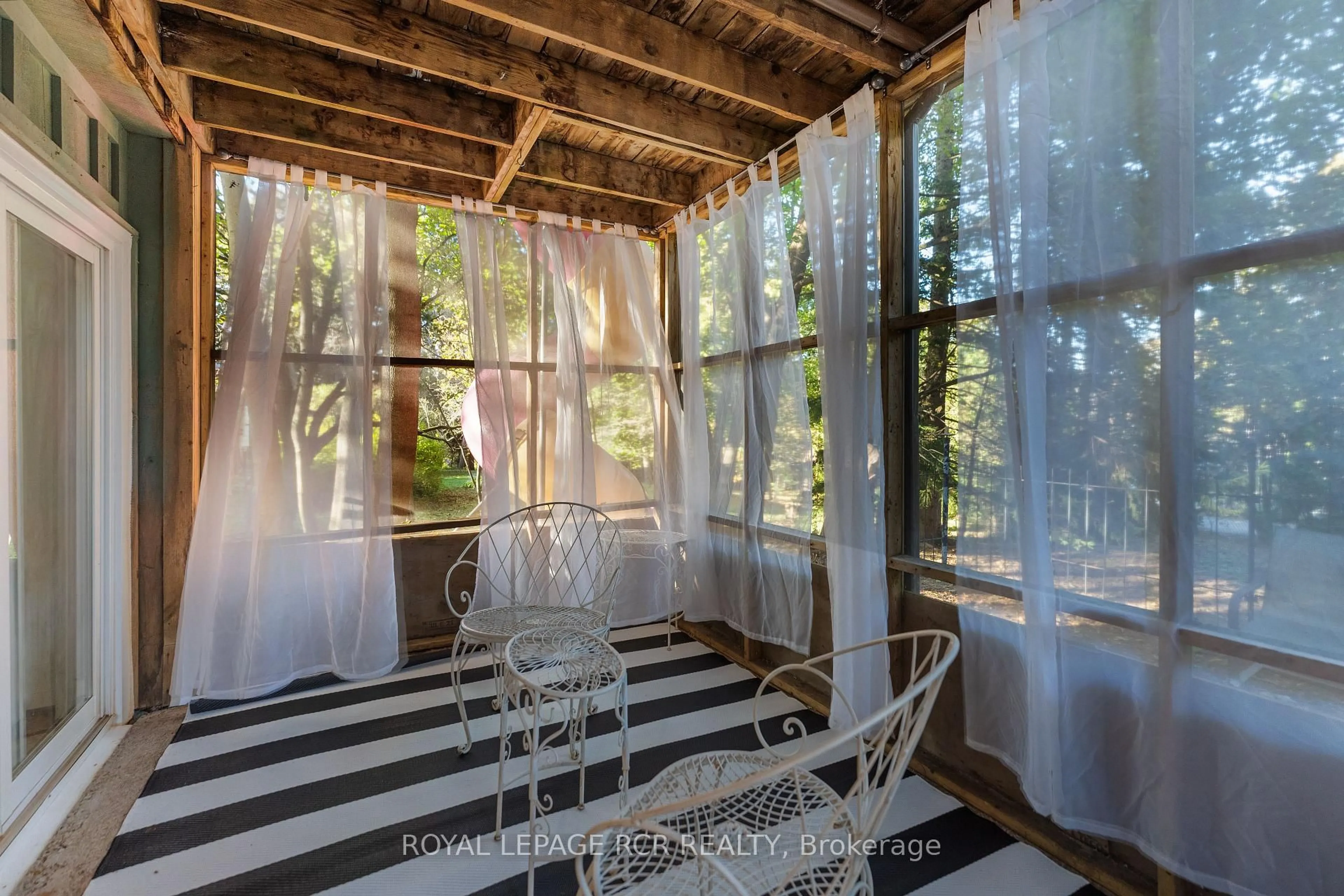 Patio, forest/trees view for 27 John St, Caledon Ontario L7K 0C4