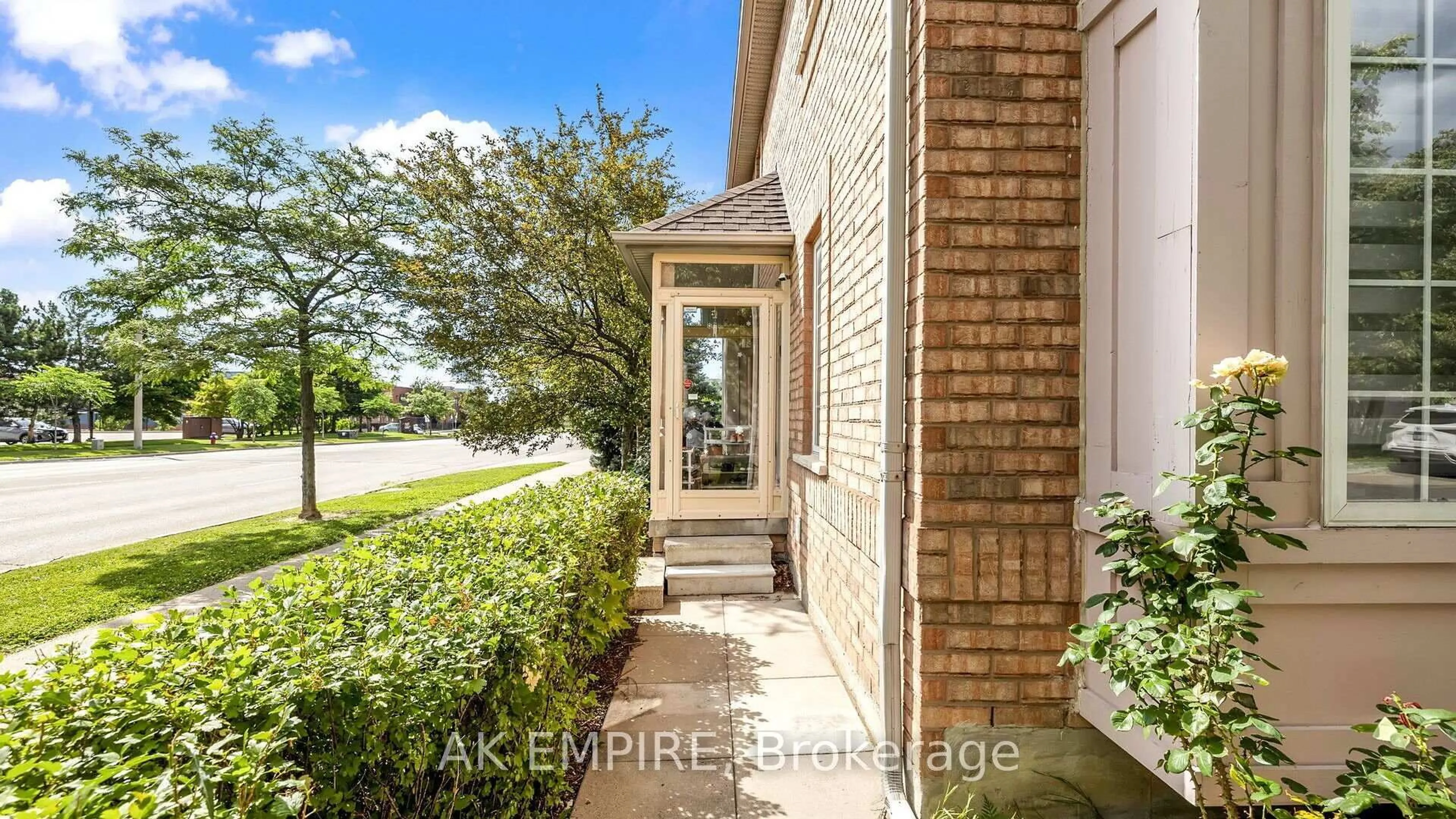 Home with brick exterior material, street for 35 Malta Ave #1, Brampton Ontario L6Y 5B4