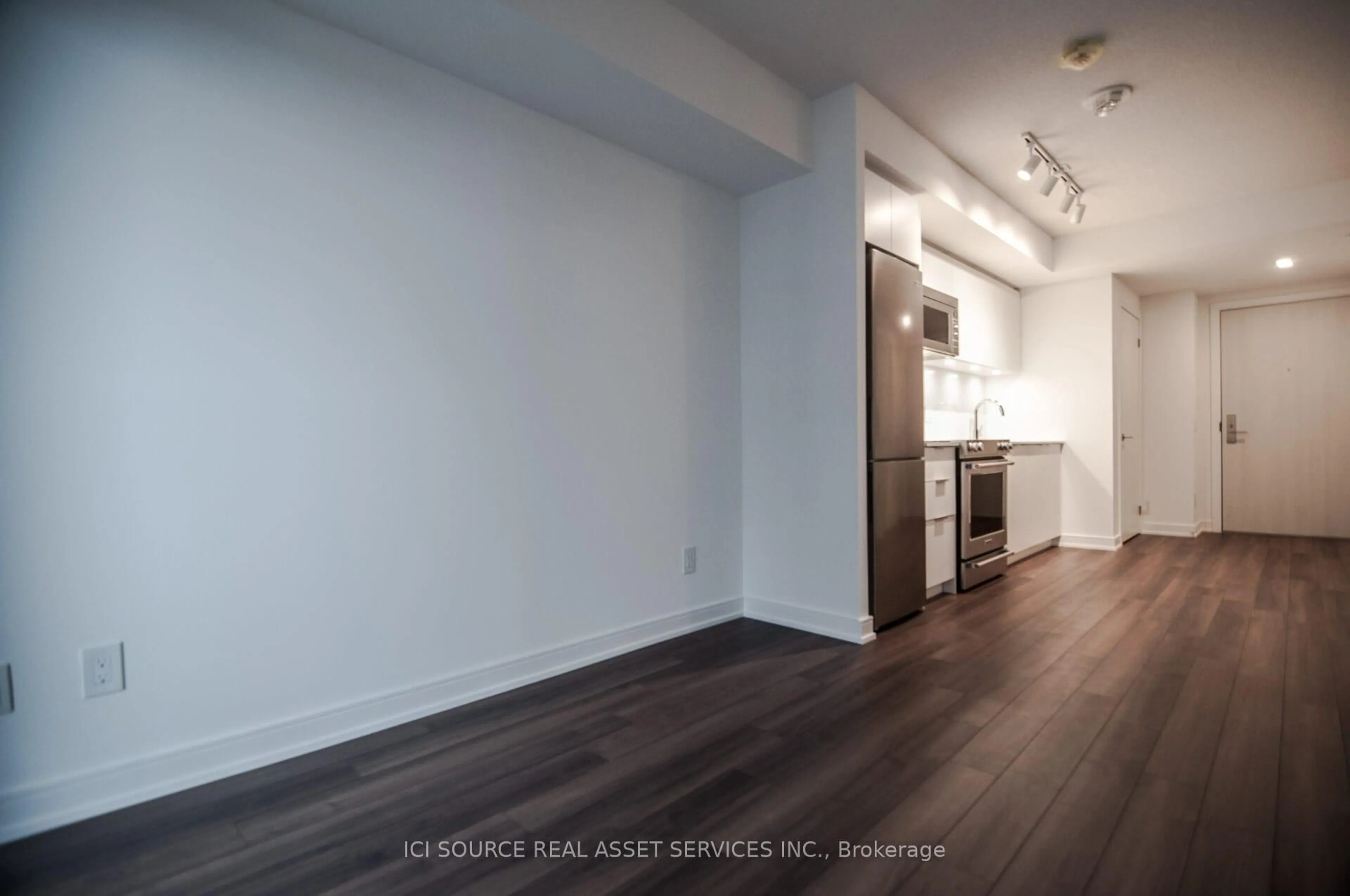 A pic of a room for 30 Samuel Wood Way #1805, Toronto Ontario M9B 0C9