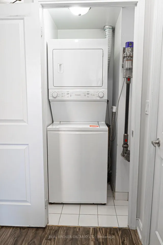 Additional property image - 90 Absolute Ave Unit 2107
