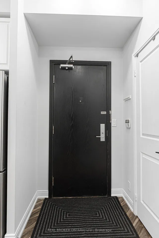 Additional property image - 90 Absolute Ave Unit 2107