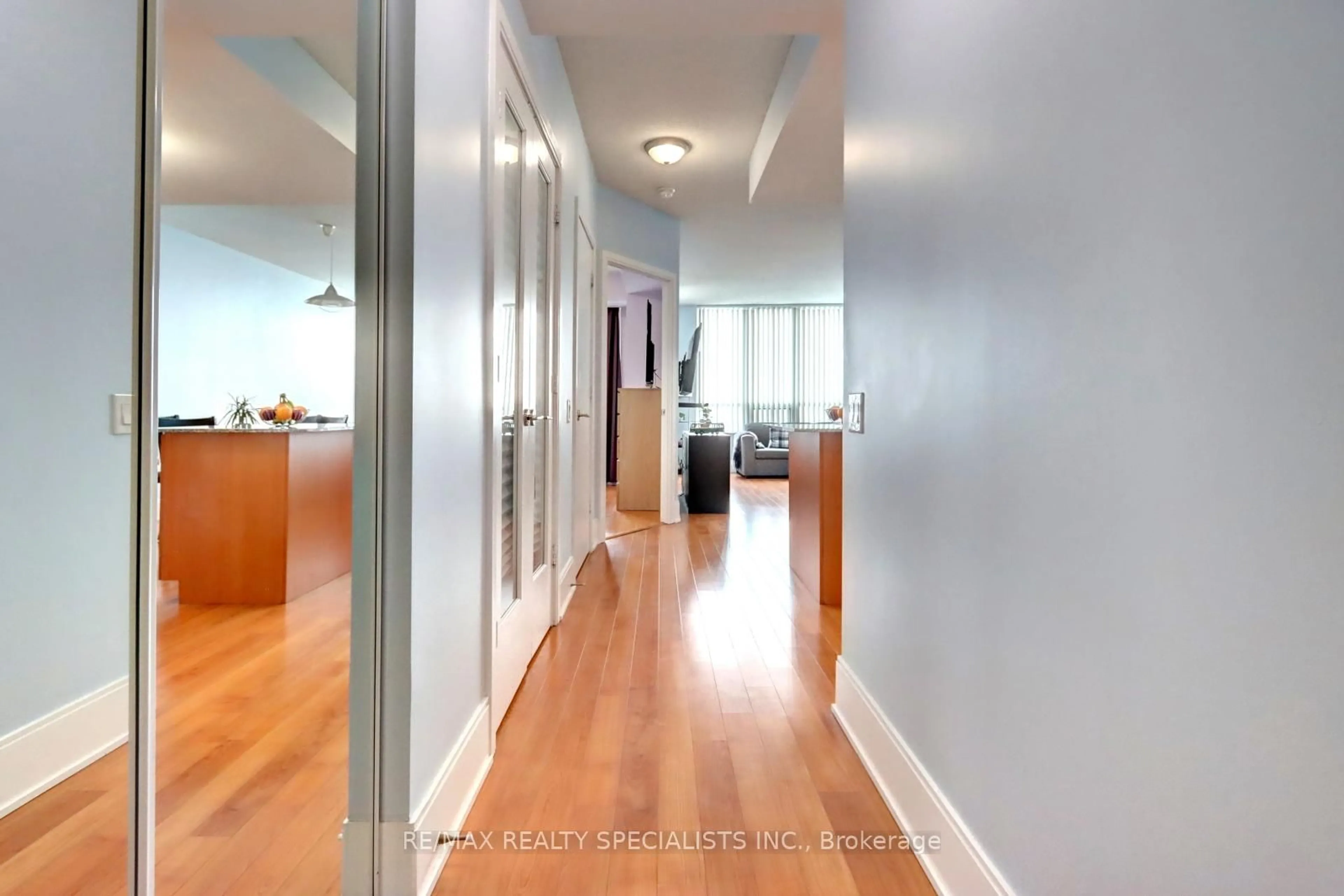 Unknown for 25 Viking Lane #2551, Toronto Ontario M9B 0A1