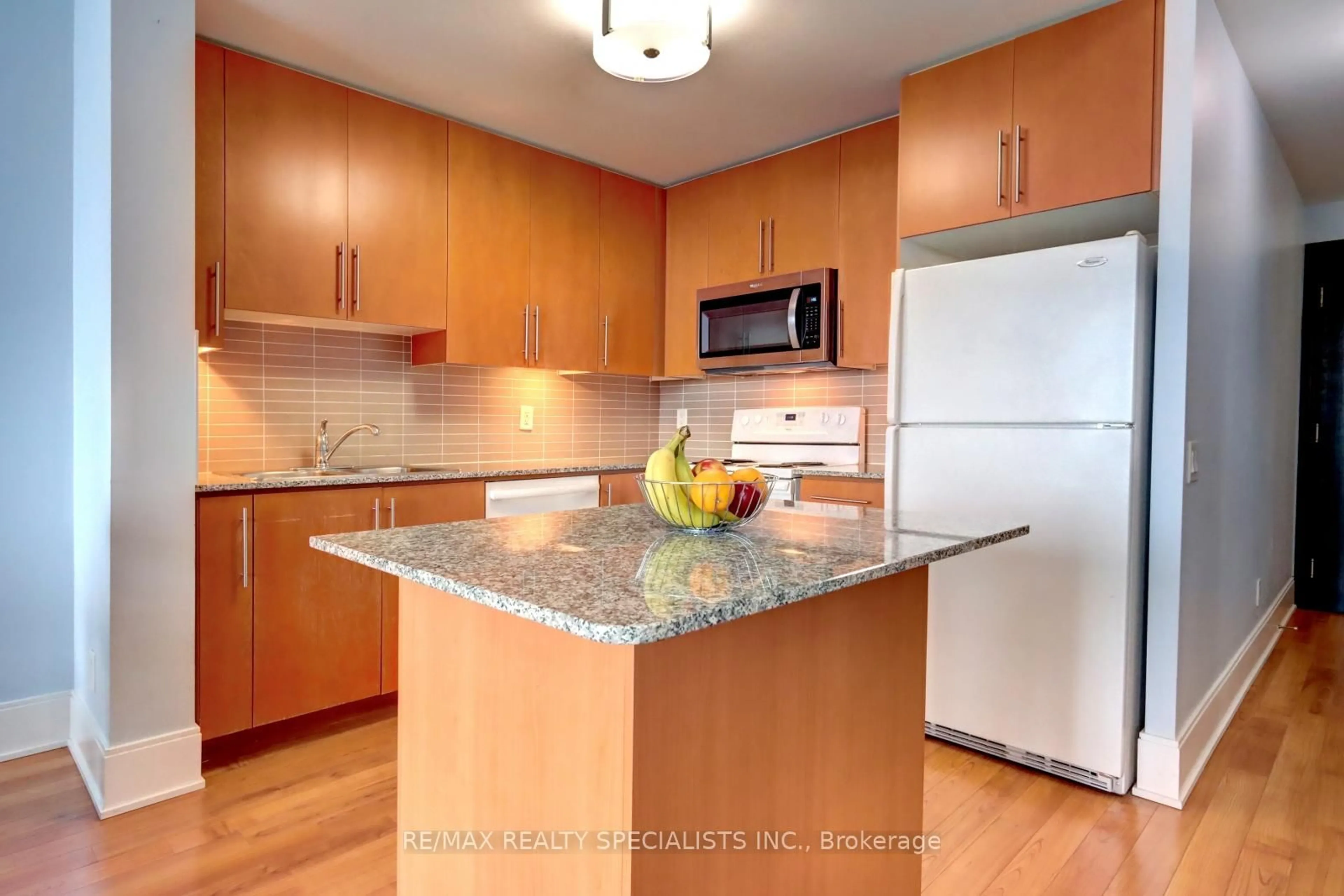 Standard kitchen, unknown for 25 Viking Lane #2551, Toronto Ontario M9B 0A1