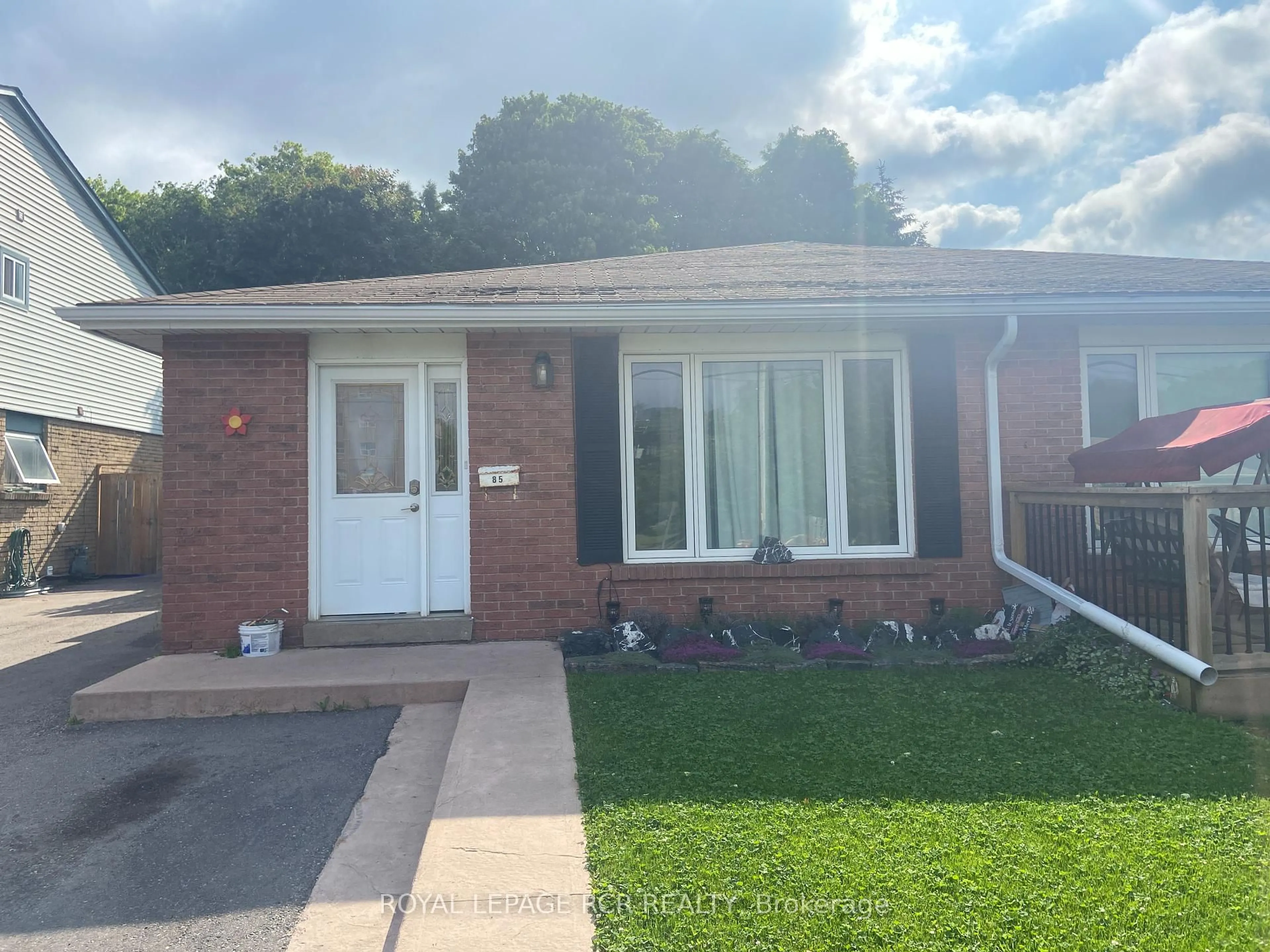 Home with brick exterior material, street for 85 Second St, Orangeville Ontario L9W 3S1