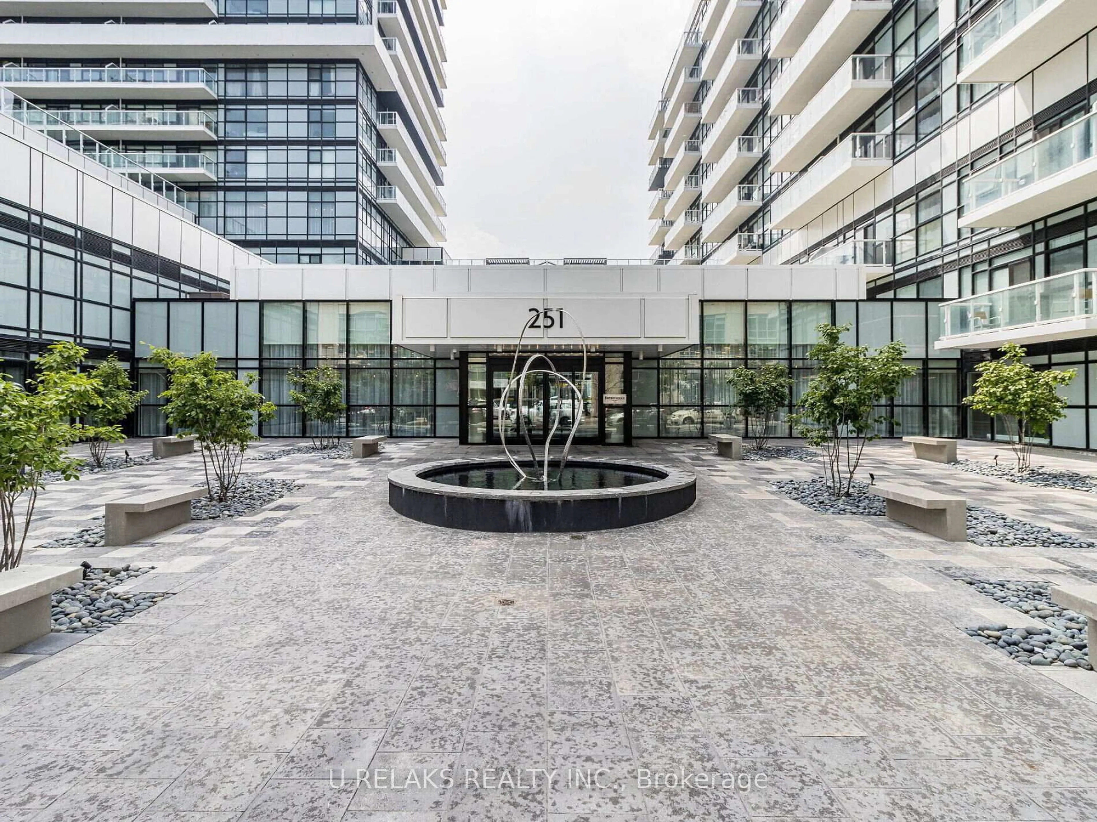 Indoor foyer for 251 Manitoba St #715, Toronto Ontario M8Y 0C7