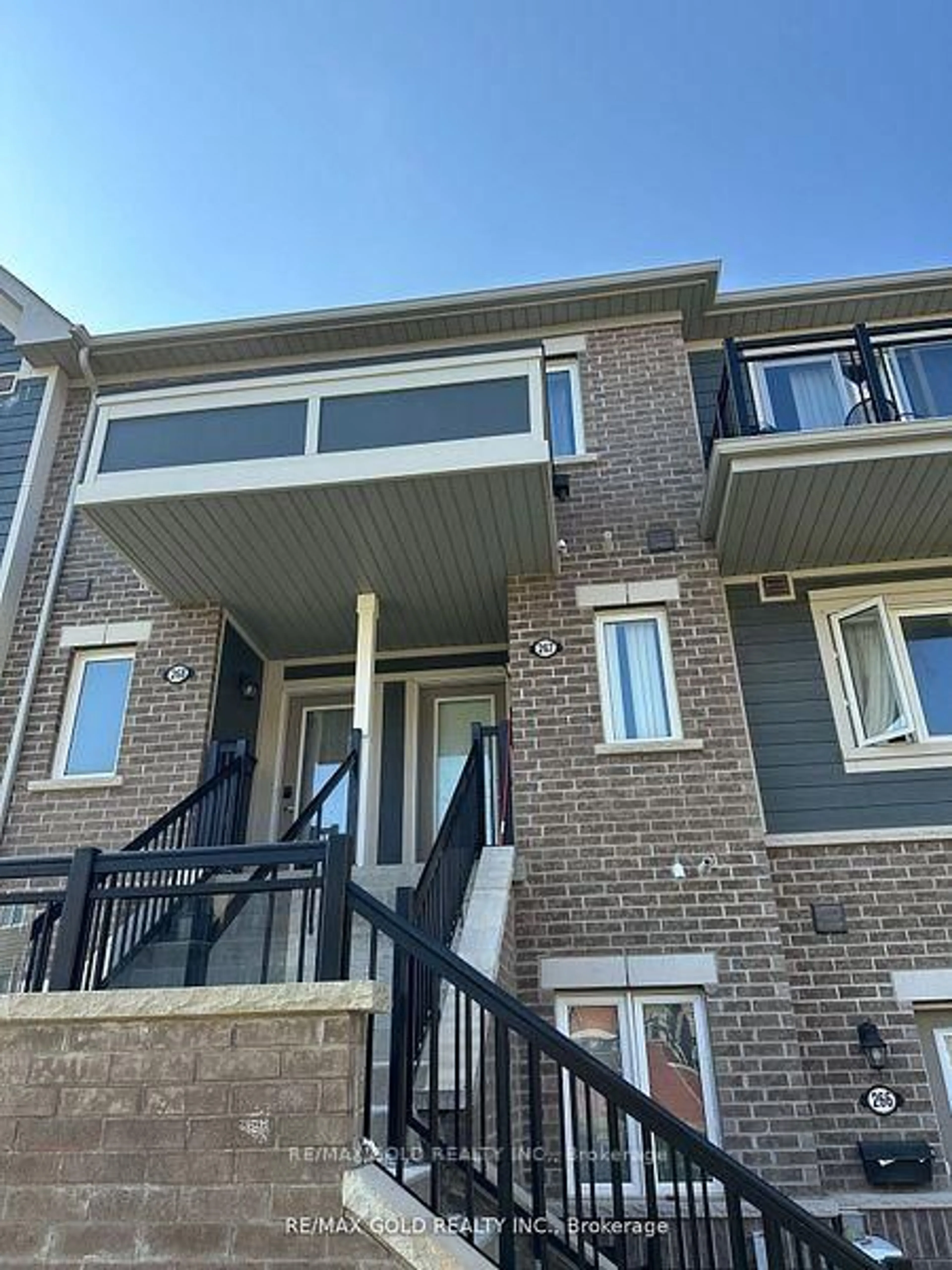 Home with brick exterior material, building for 250 Sunny Meadow Dr #267, Brampton Ontario L6R 3Y6
