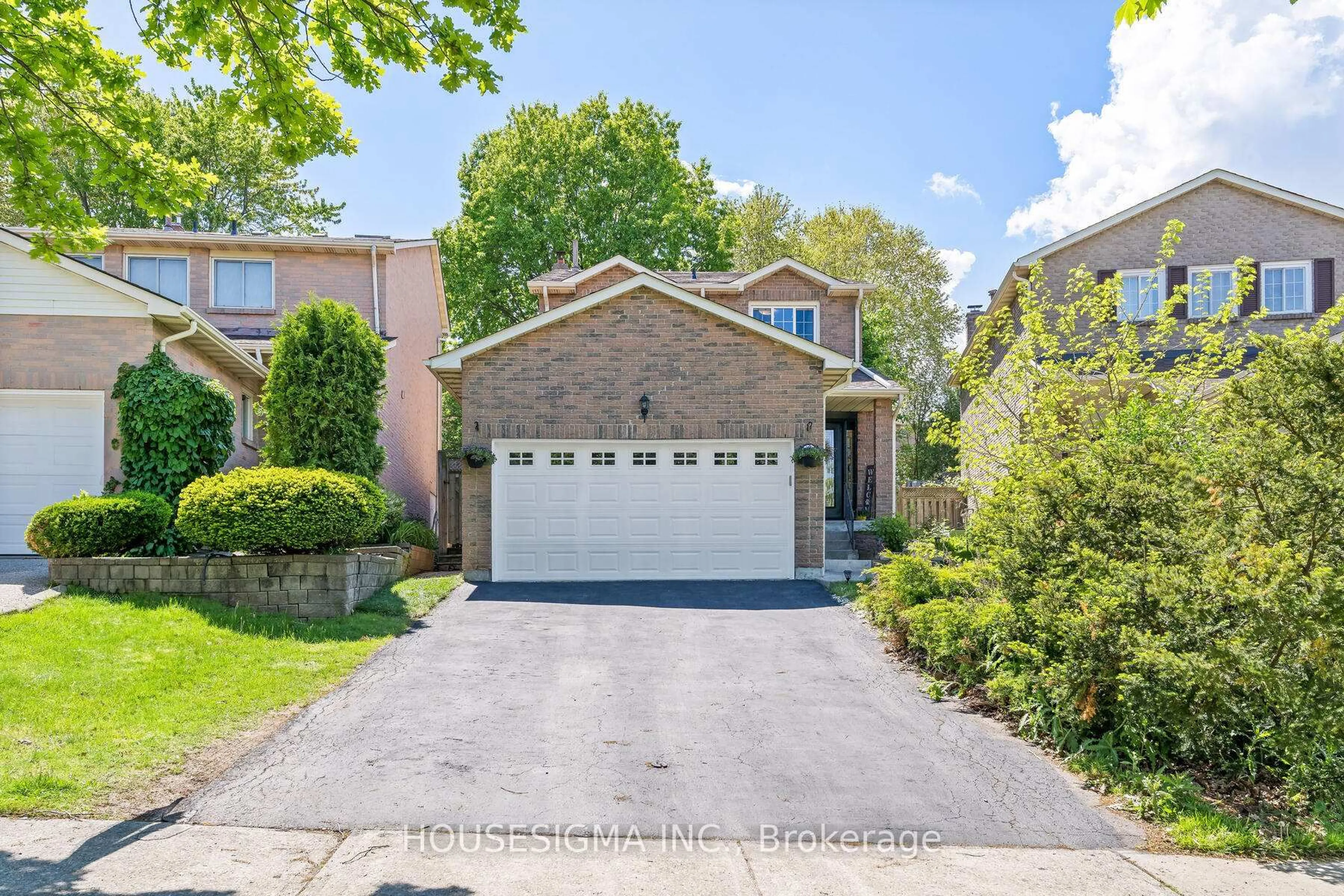 Home with brick exterior material, street for 4212 Powderhorn Cres, Mississauga Ontario L5L 3B9