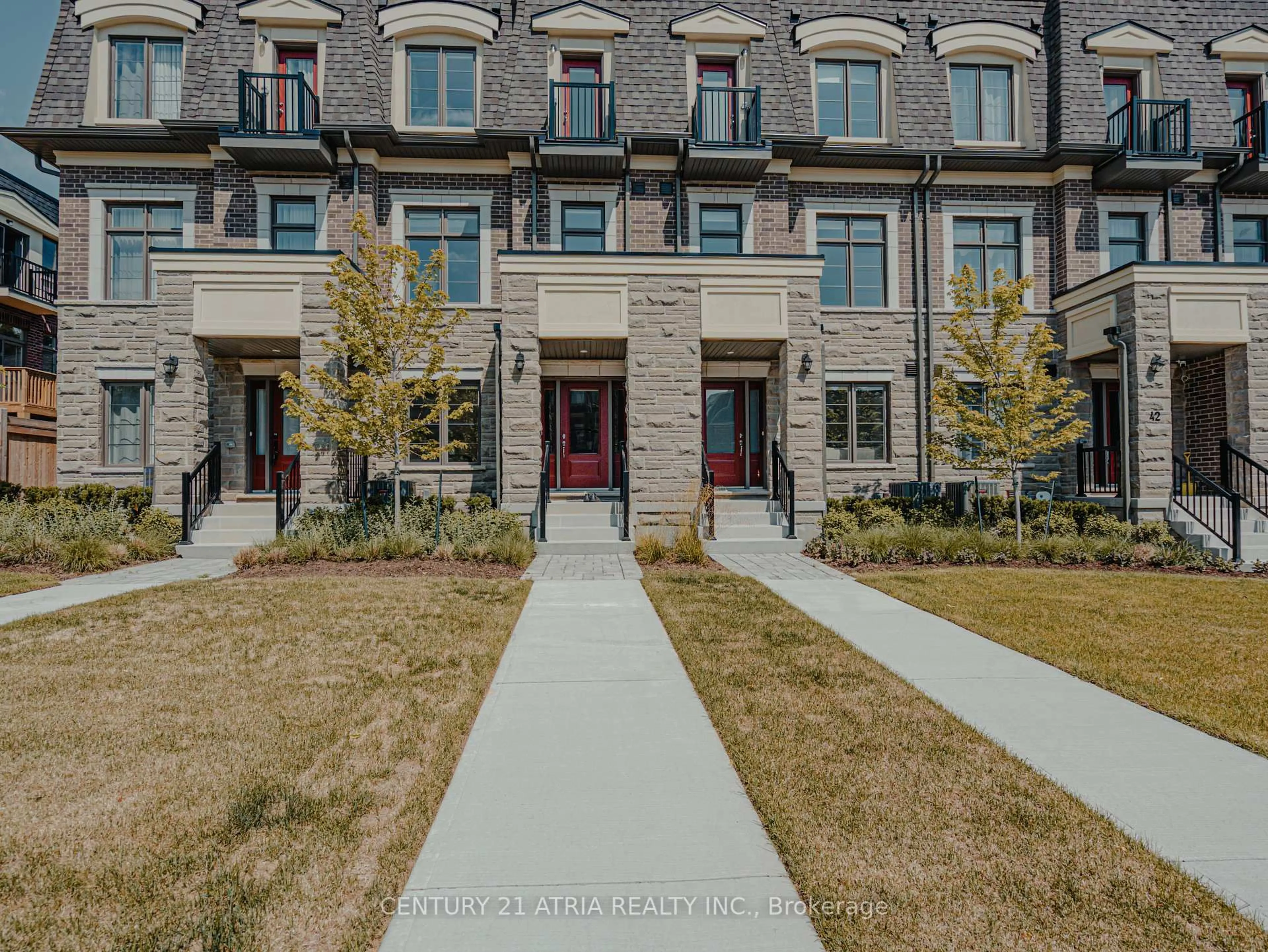 Unknown for 38 Main St, Mississauga Ontario L5M 1X8