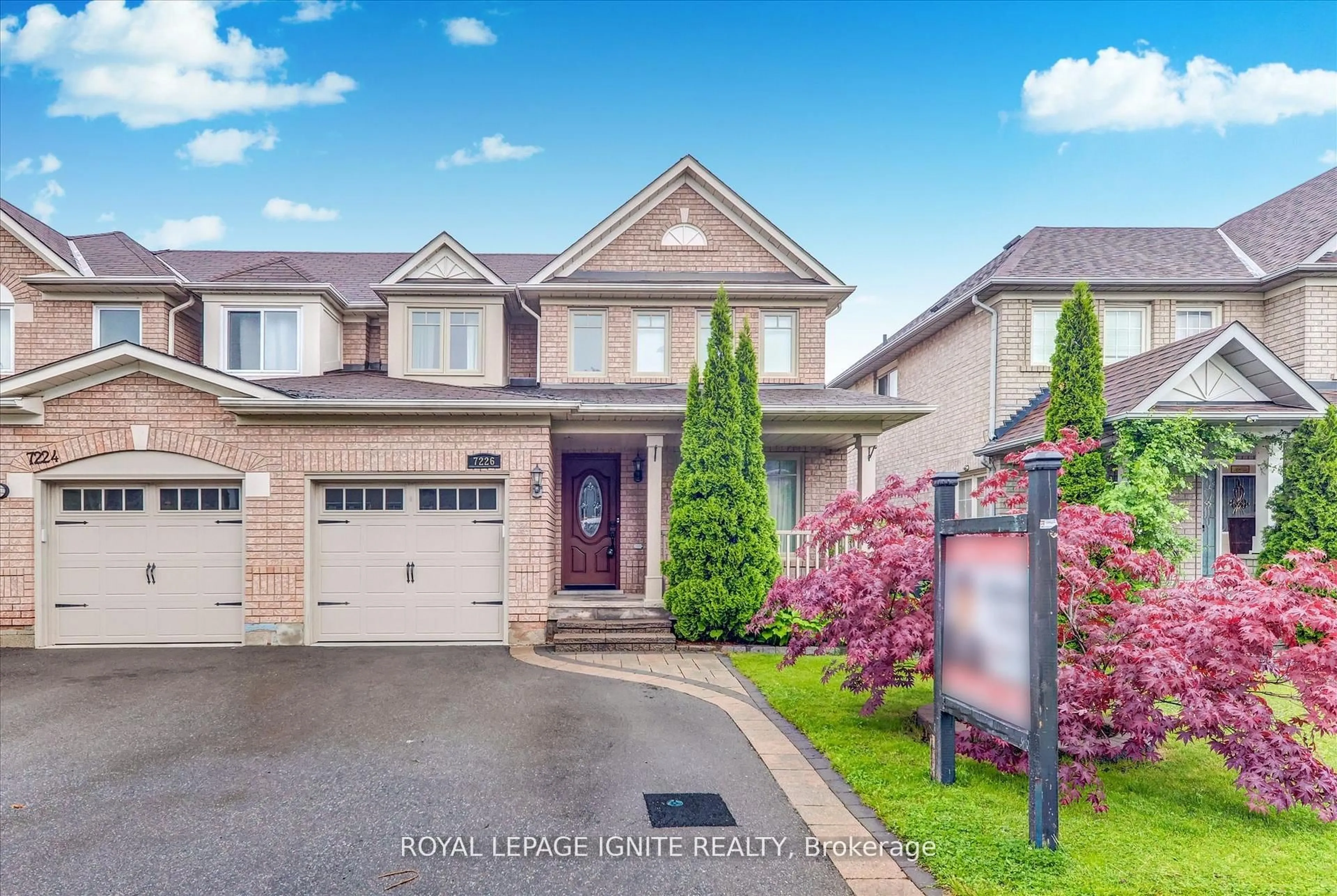 Home with brick exterior material, street for 7226 Torrisdale Lane, Mississauga Ontario L5N 7Y8