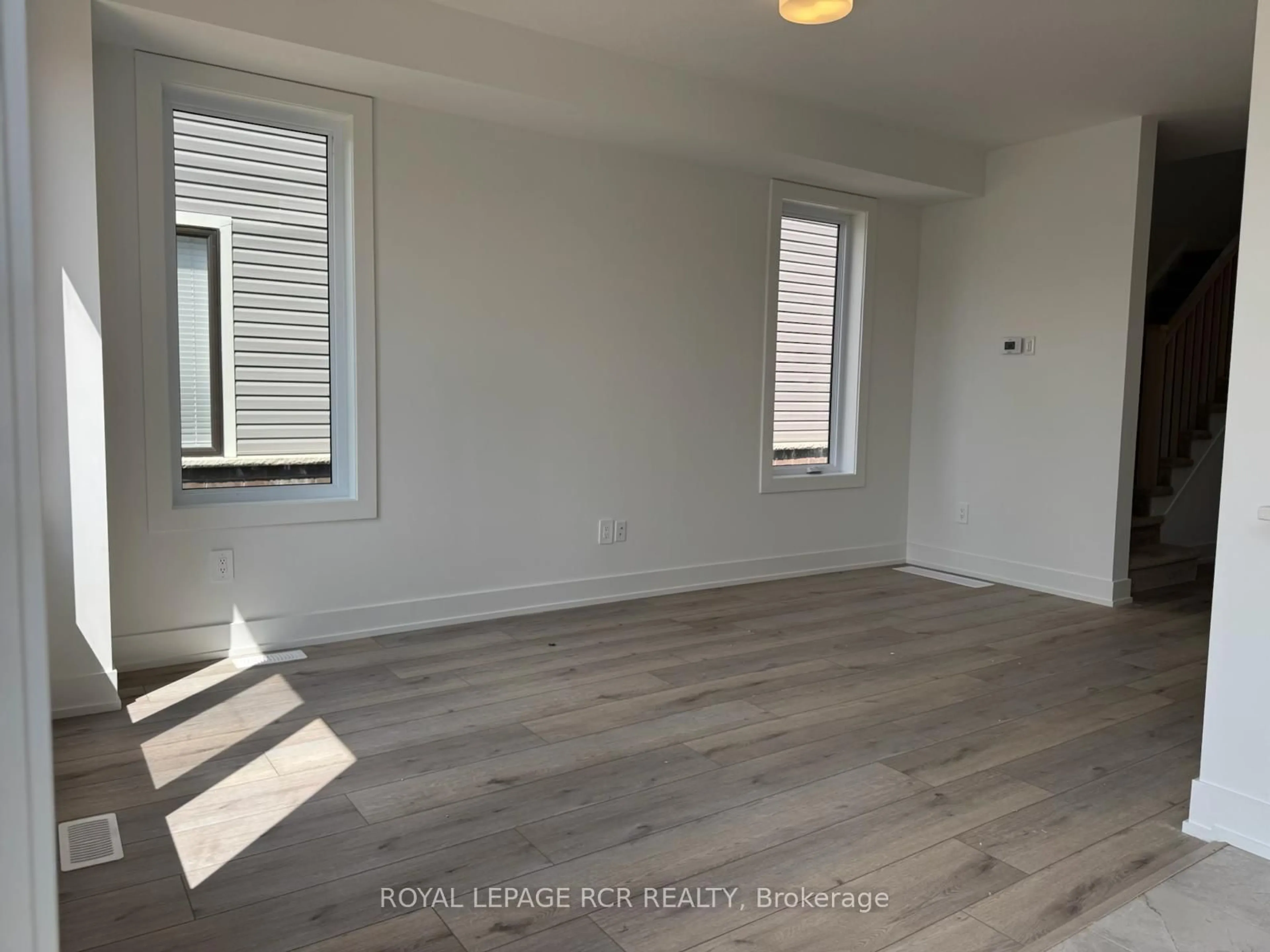 A pic of a room for 690 Broadway Ave #12, Orangeville Ontario L9W 7T7