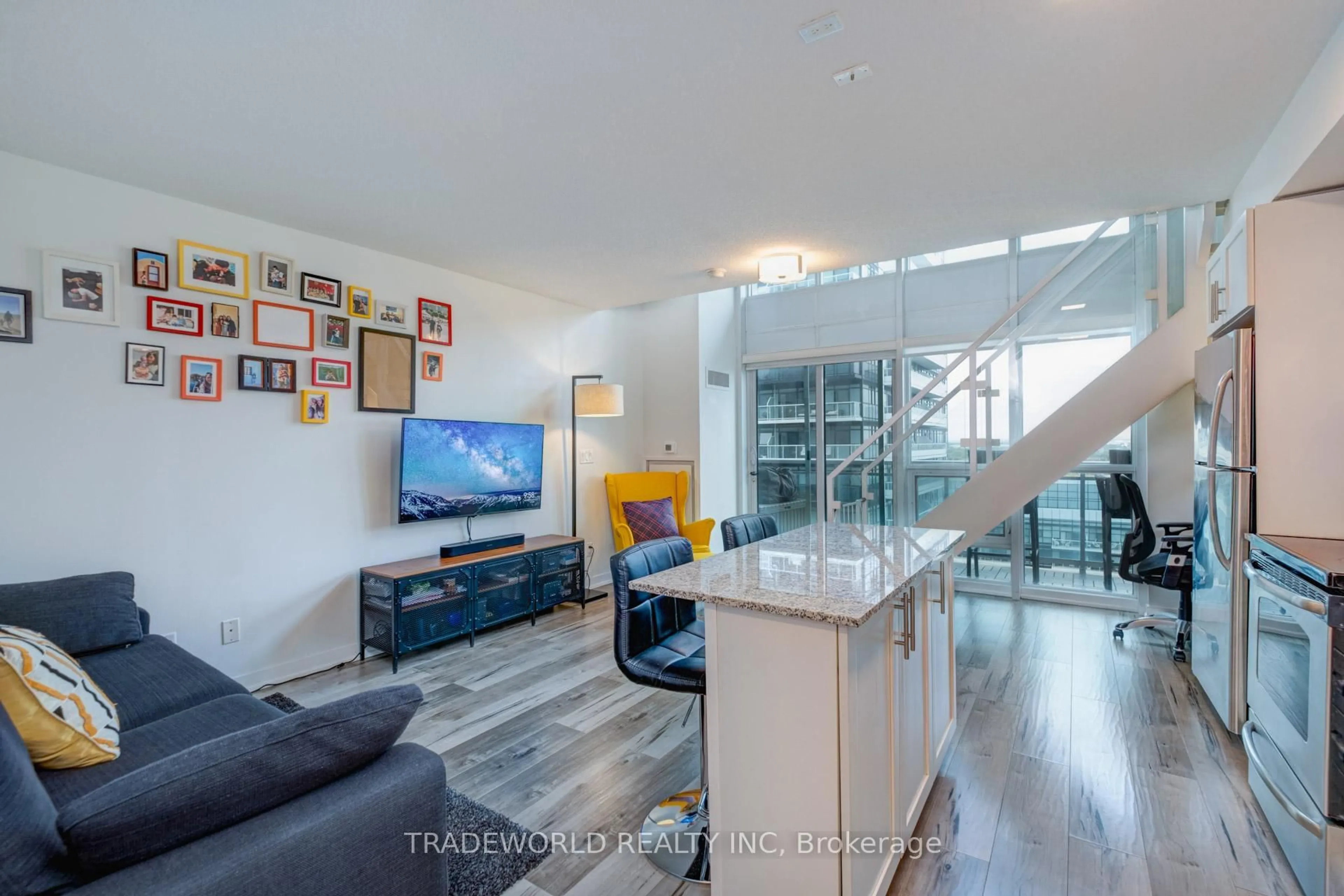 Unknown for 155 Legion Rd #1711, Toronto Ontario M8Y 0A7