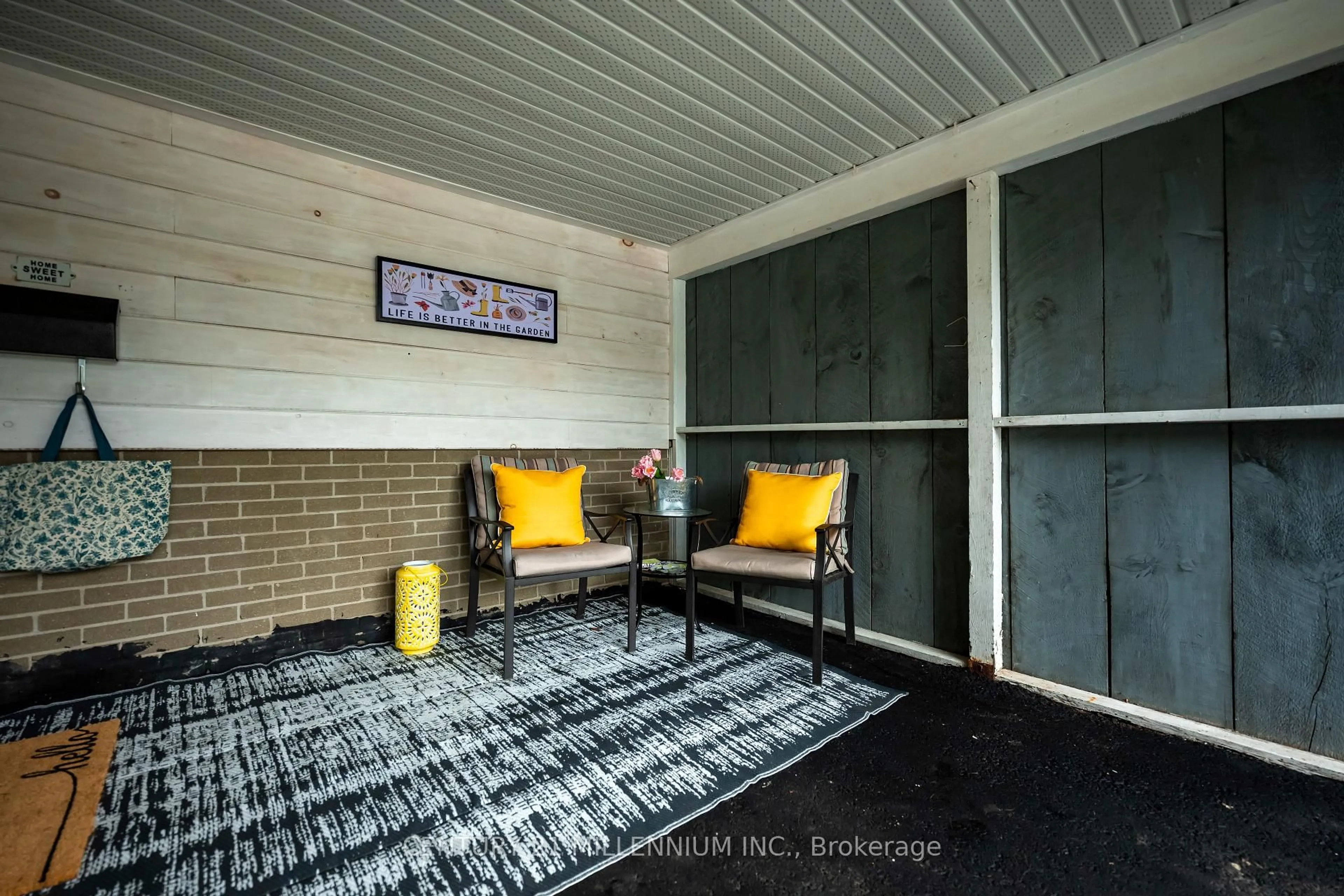 Unknown for 33 Caledonia Rd, Orangeville Ontario L9W 2V2