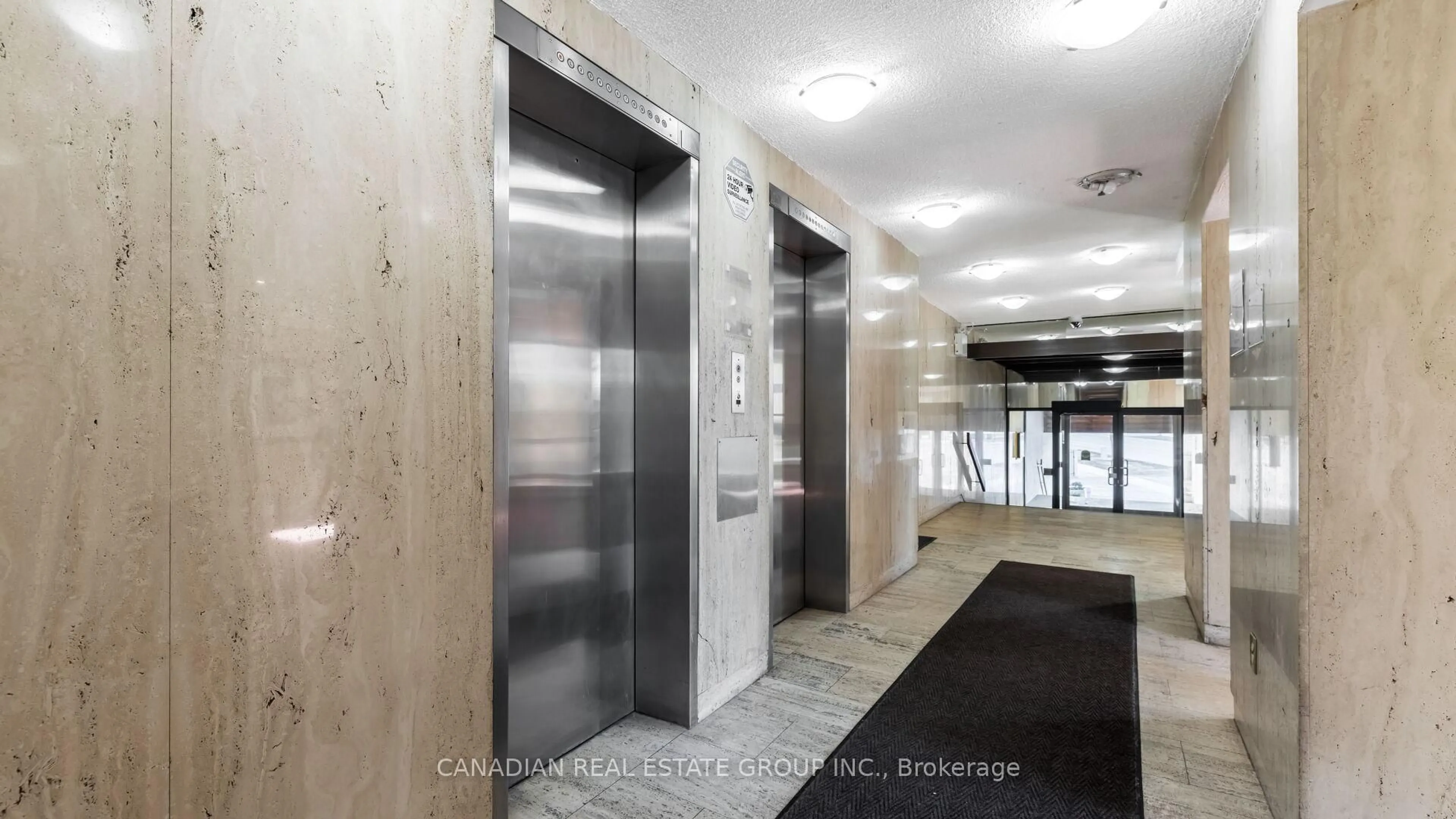 Indoor foyer for 20 Speers Rd #508, Oakville Ontario L6K 3R5