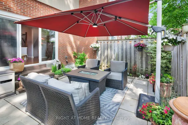 Additional property image - 400 Bloor St Unit 75