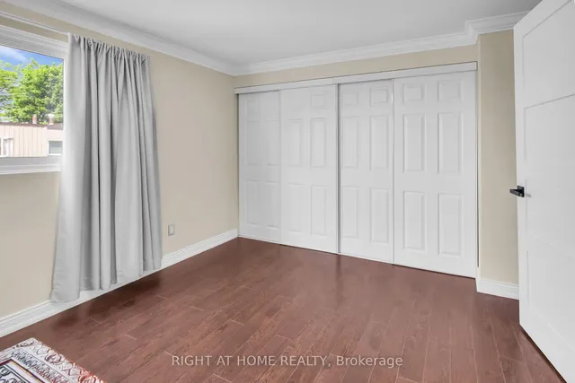 Additional property image - 400 Bloor St Unit 75