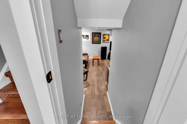 Additional property image - 400 Bloor St Unit 75