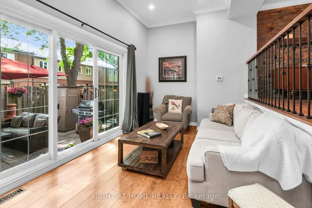Additional property image - 400 Bloor St Unit 75