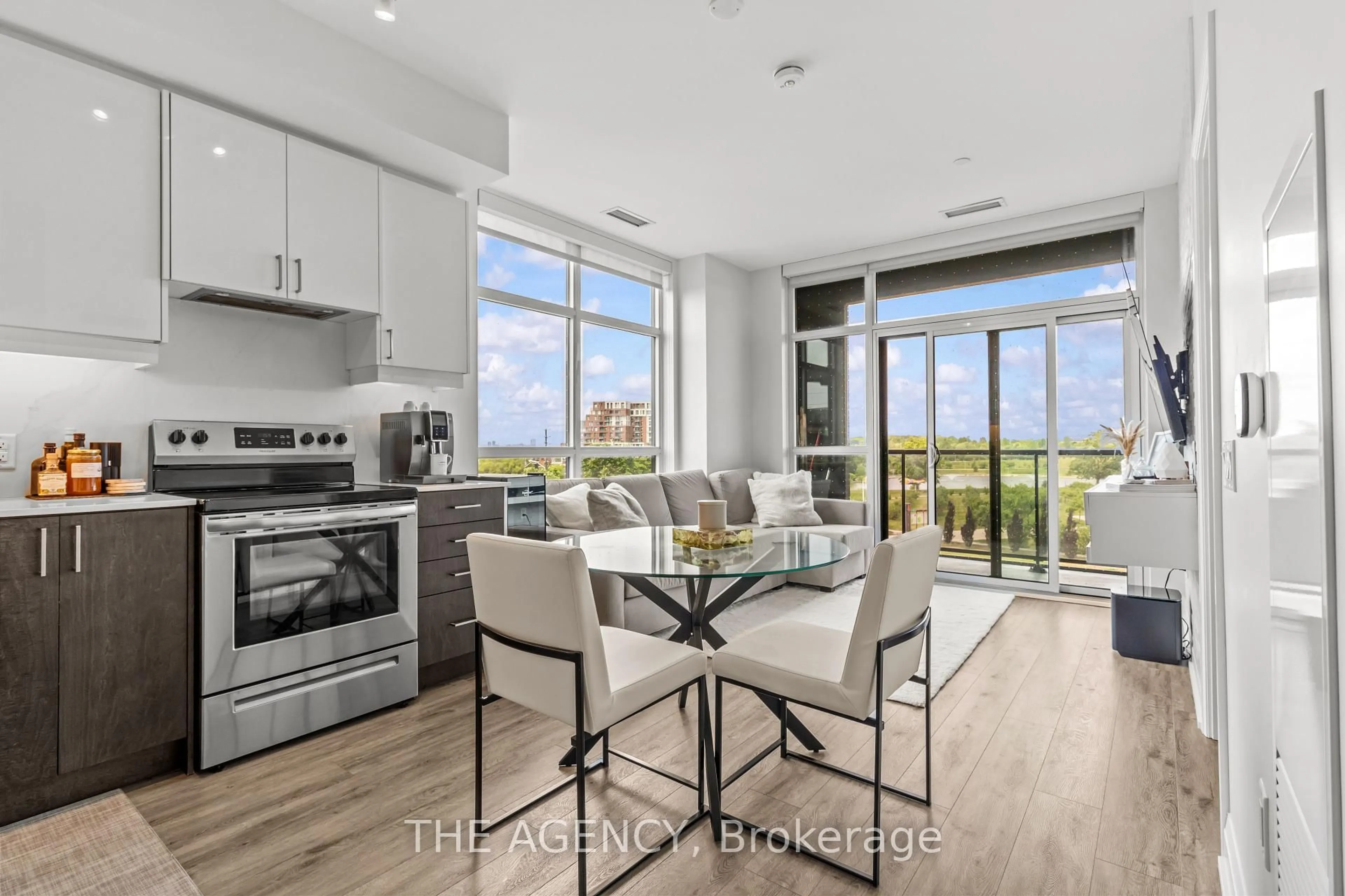 Open concept kitchen, unknown for 60 George Butchart Dr #213, Toronto Ontario M3K 0E1