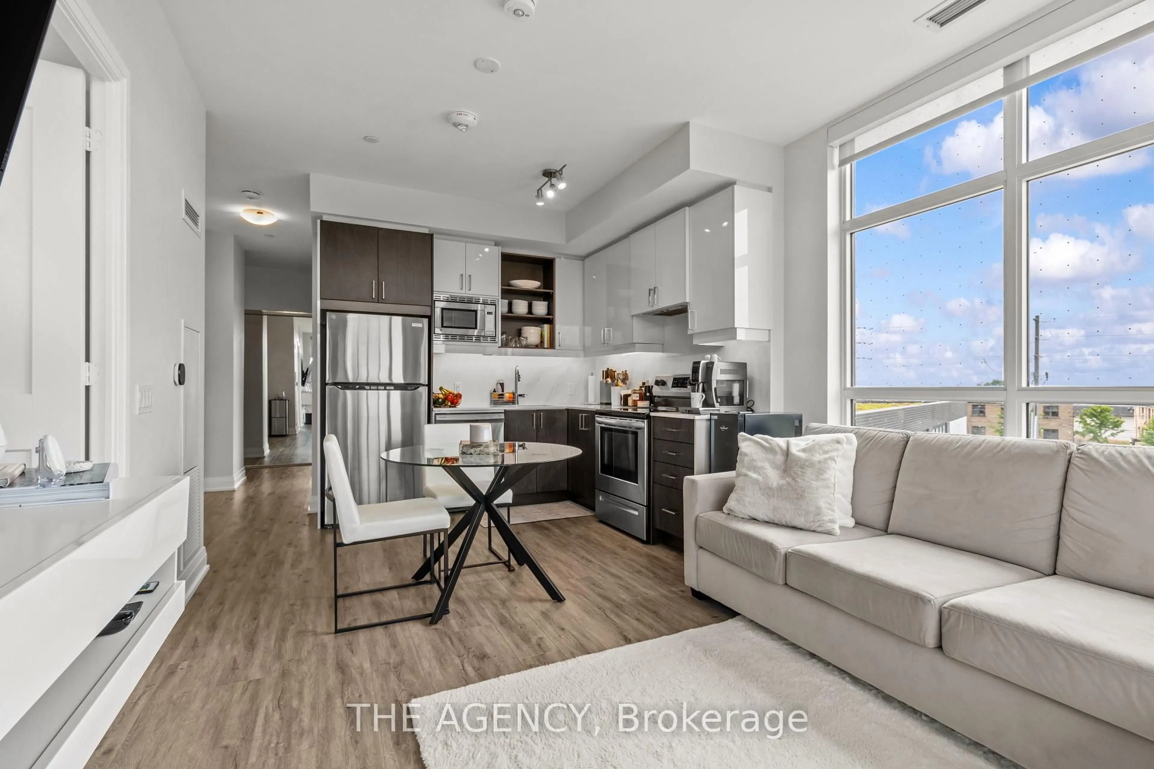 Open concept kitchen, unknown for 60 George Butchart Dr #213, Toronto Ontario M3K 0E1