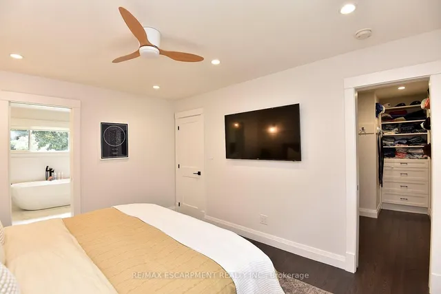 Additional property image - 290 Gardenview Dr