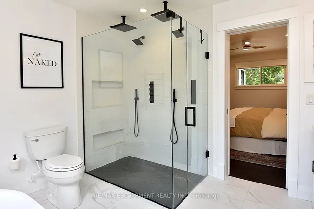 Additional property image - 290 Gardenview Dr