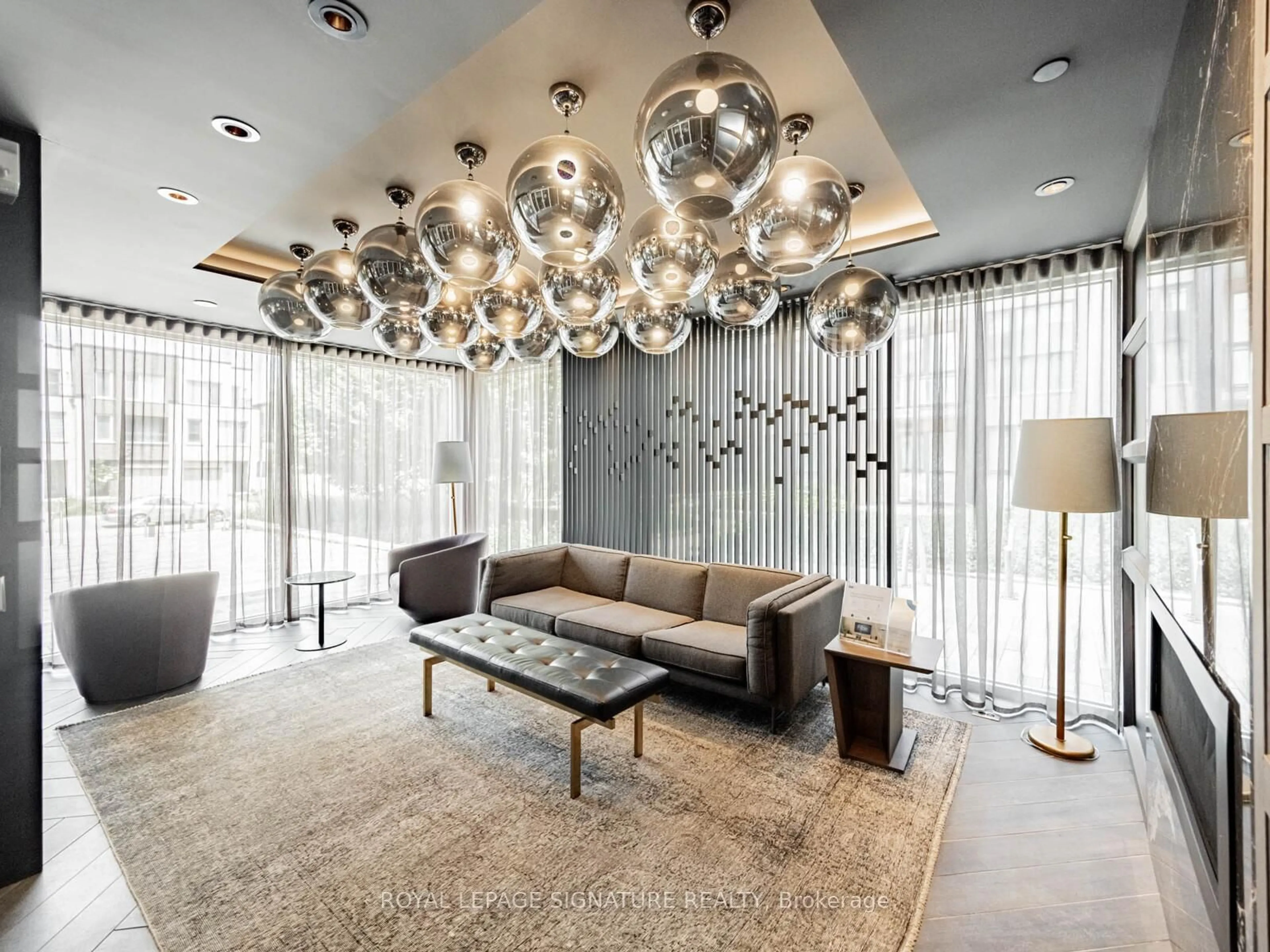 Lobby for 210 Sabina Dr #308, Oakville Ontario L6H 0W6