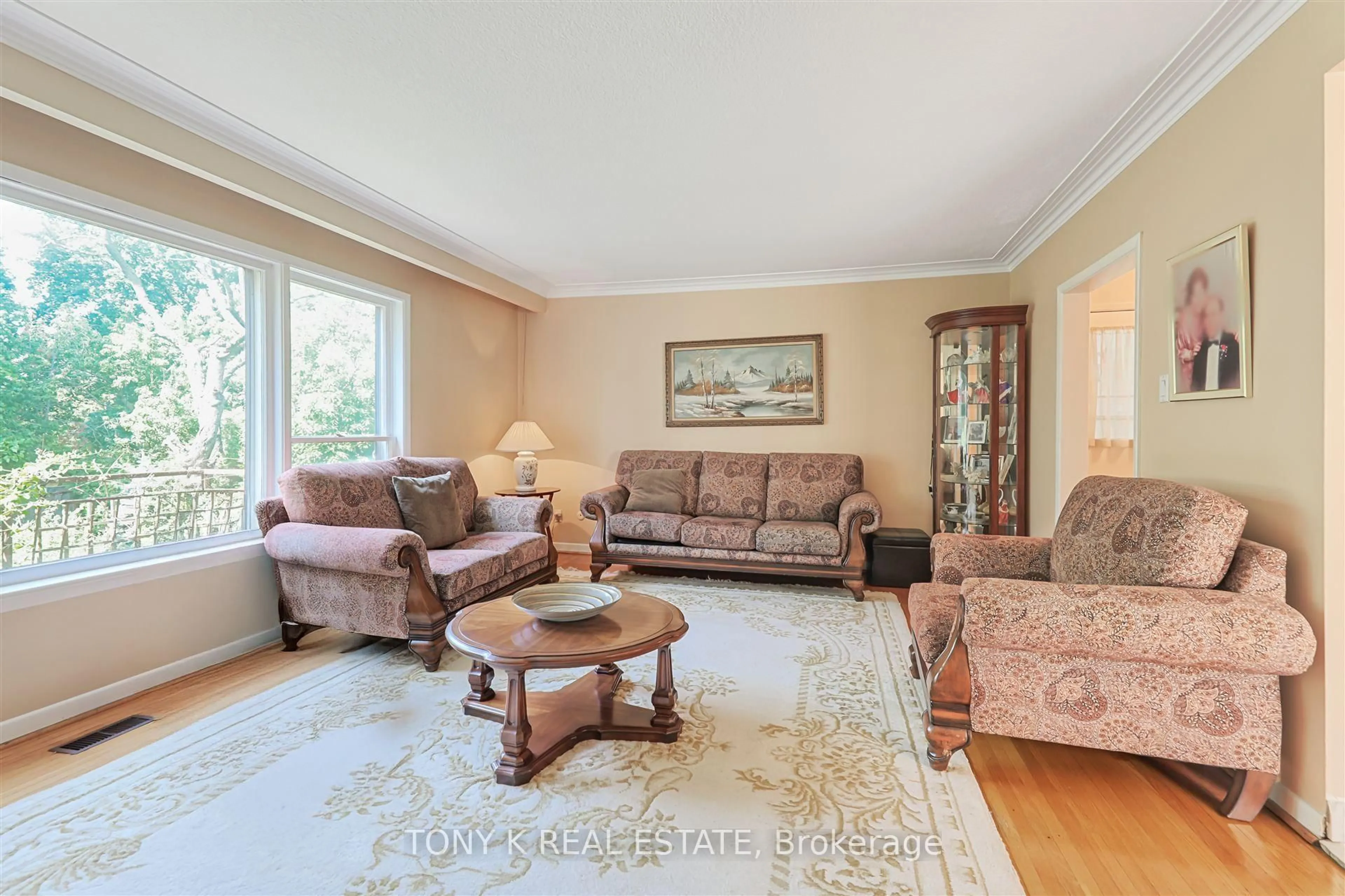 Living room with furniture, unknown for 90 Waterford Dr, Toronto Ontario M9R 2N6