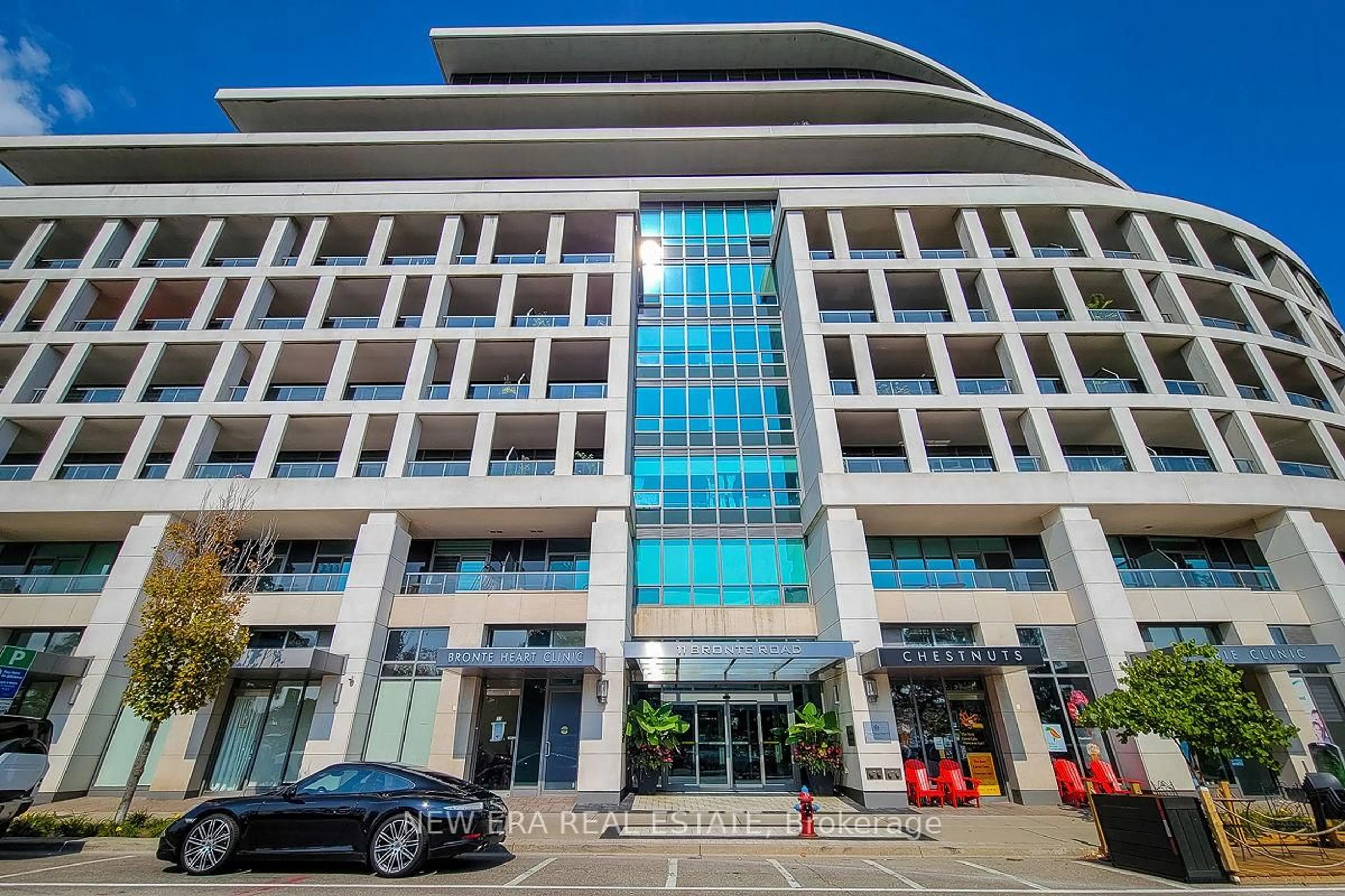 Lobby for 11 Bronte Rd #323, Oakville Ontario L6L 0E1