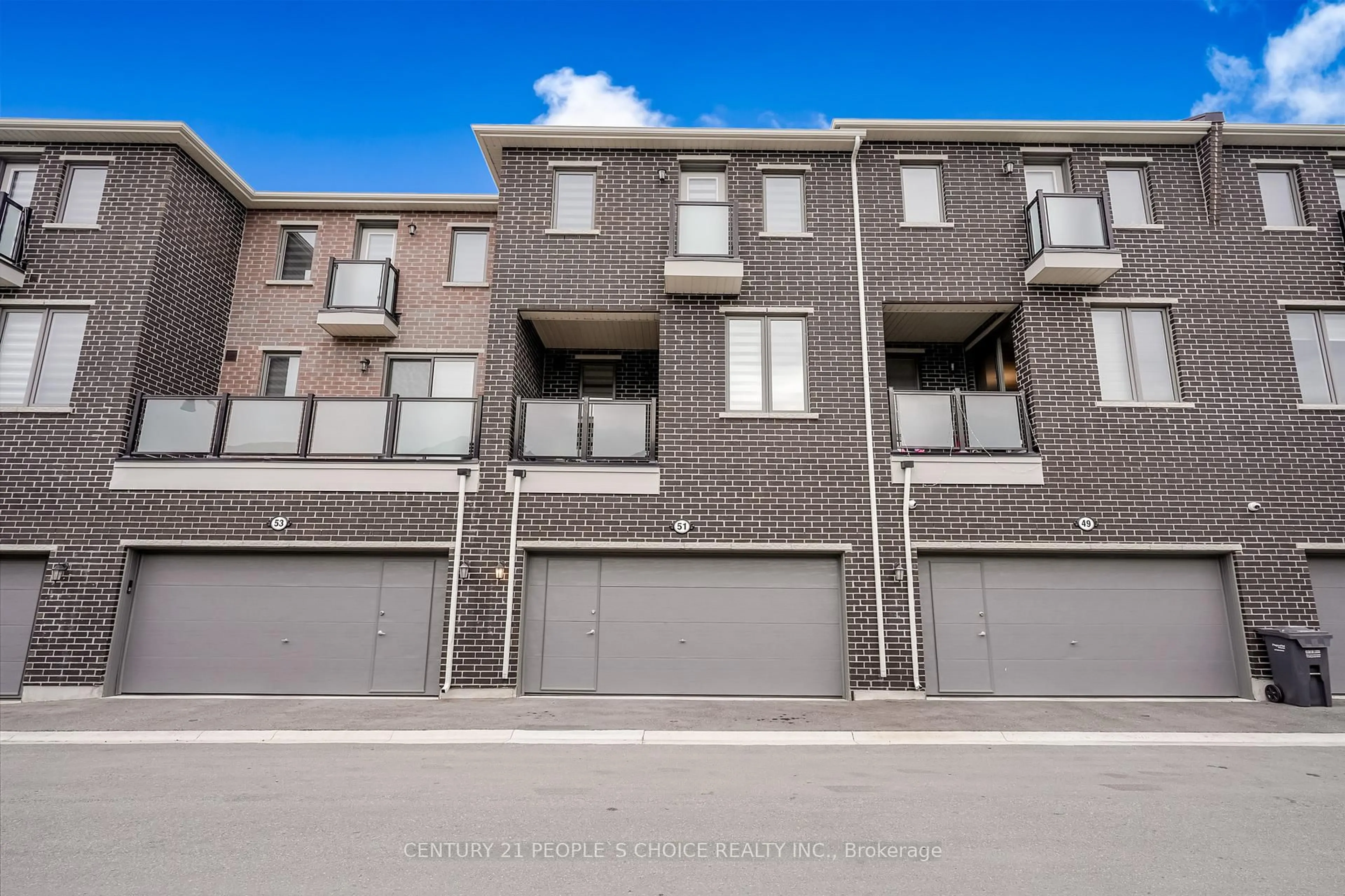 A pic from outside/outdoor area/front of a property/back of a property/a pic from drone, street for 51 Summer Wind Lane #42, Brampton Ontario L7A 5J2