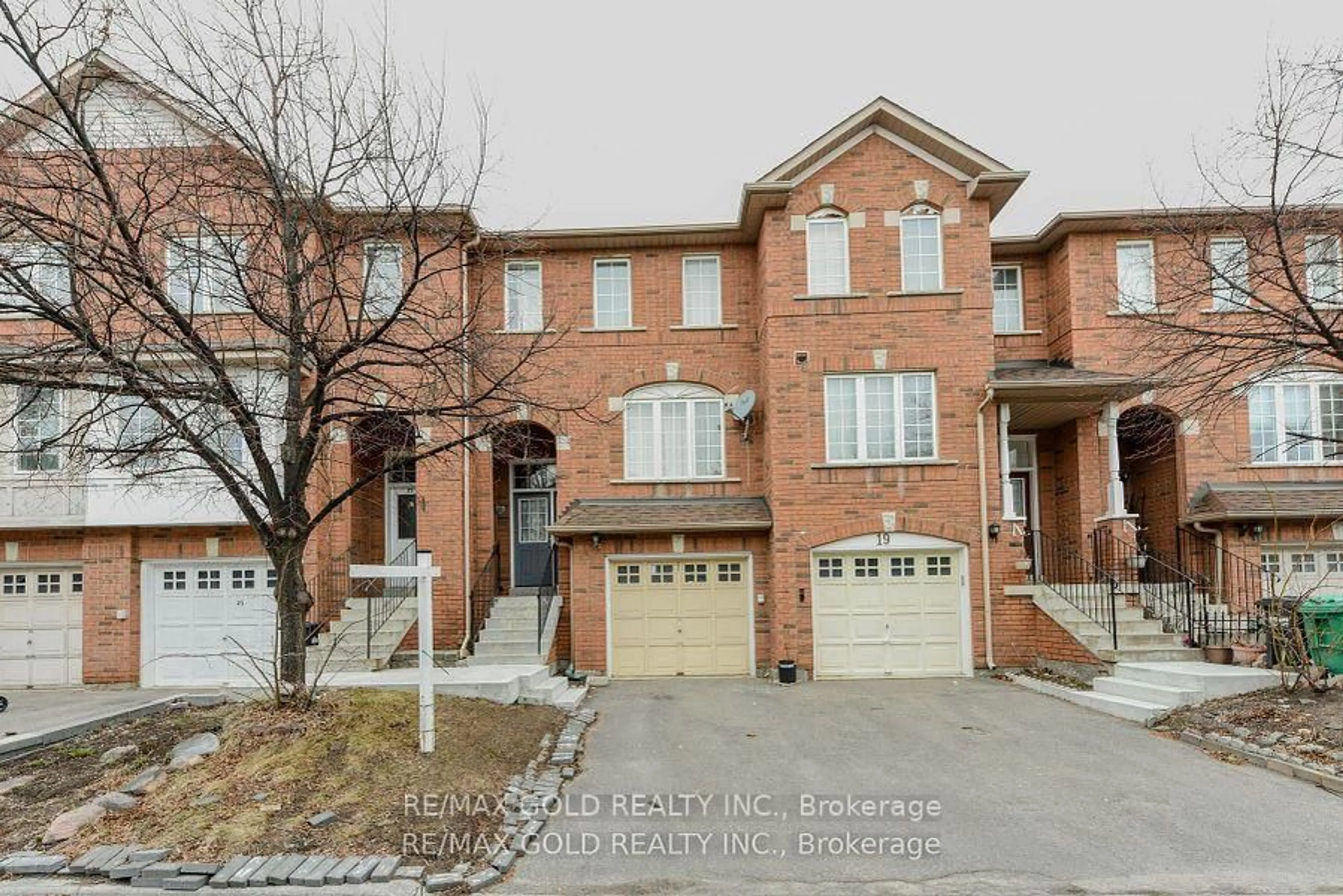 Home with brick exterior material, street for 170 Havelock Dr #21, Brampton Ontario L6W 4T3