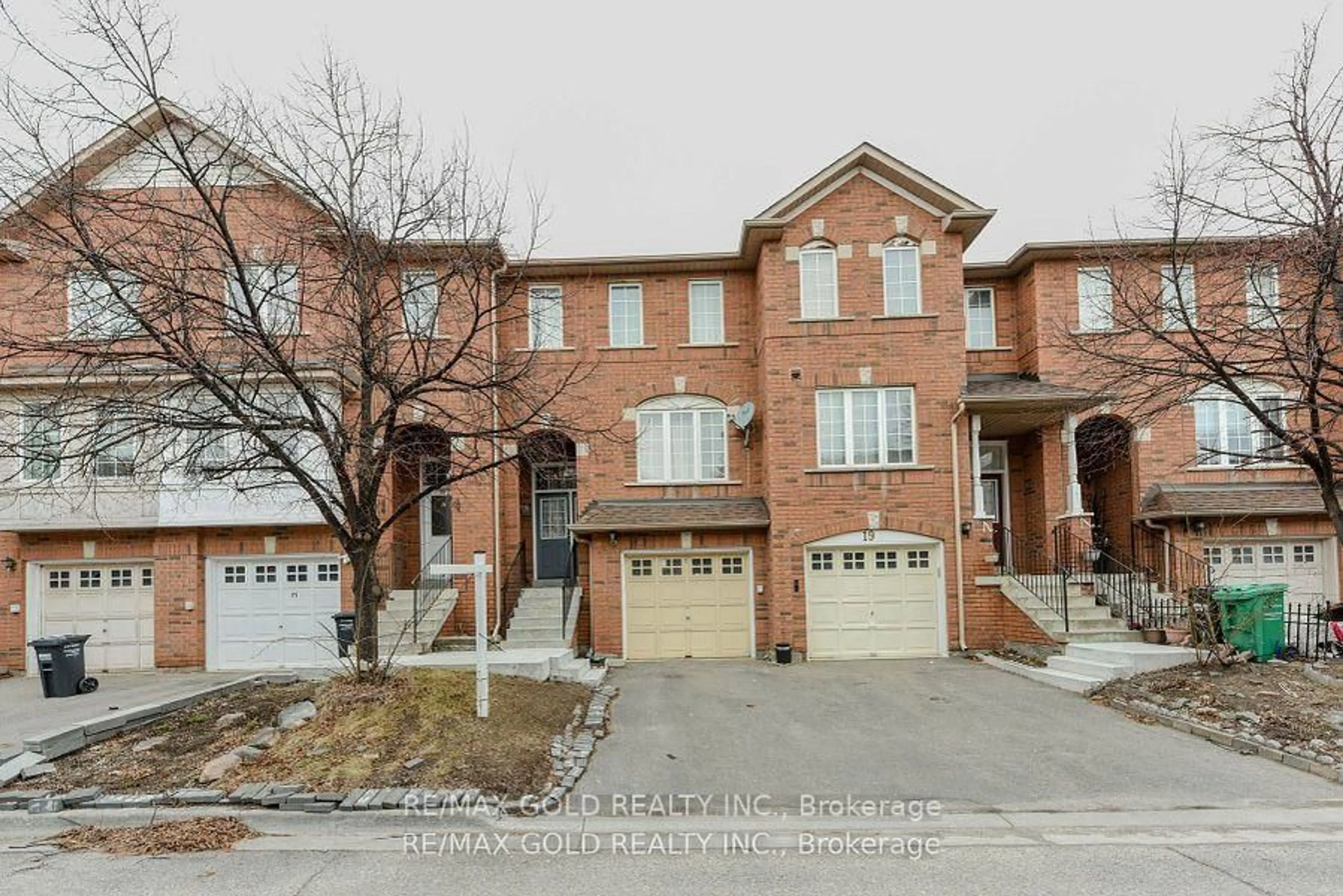 Home with brick exterior material, street for 170 Havelock Dr #21, Brampton Ontario L6W 4T3