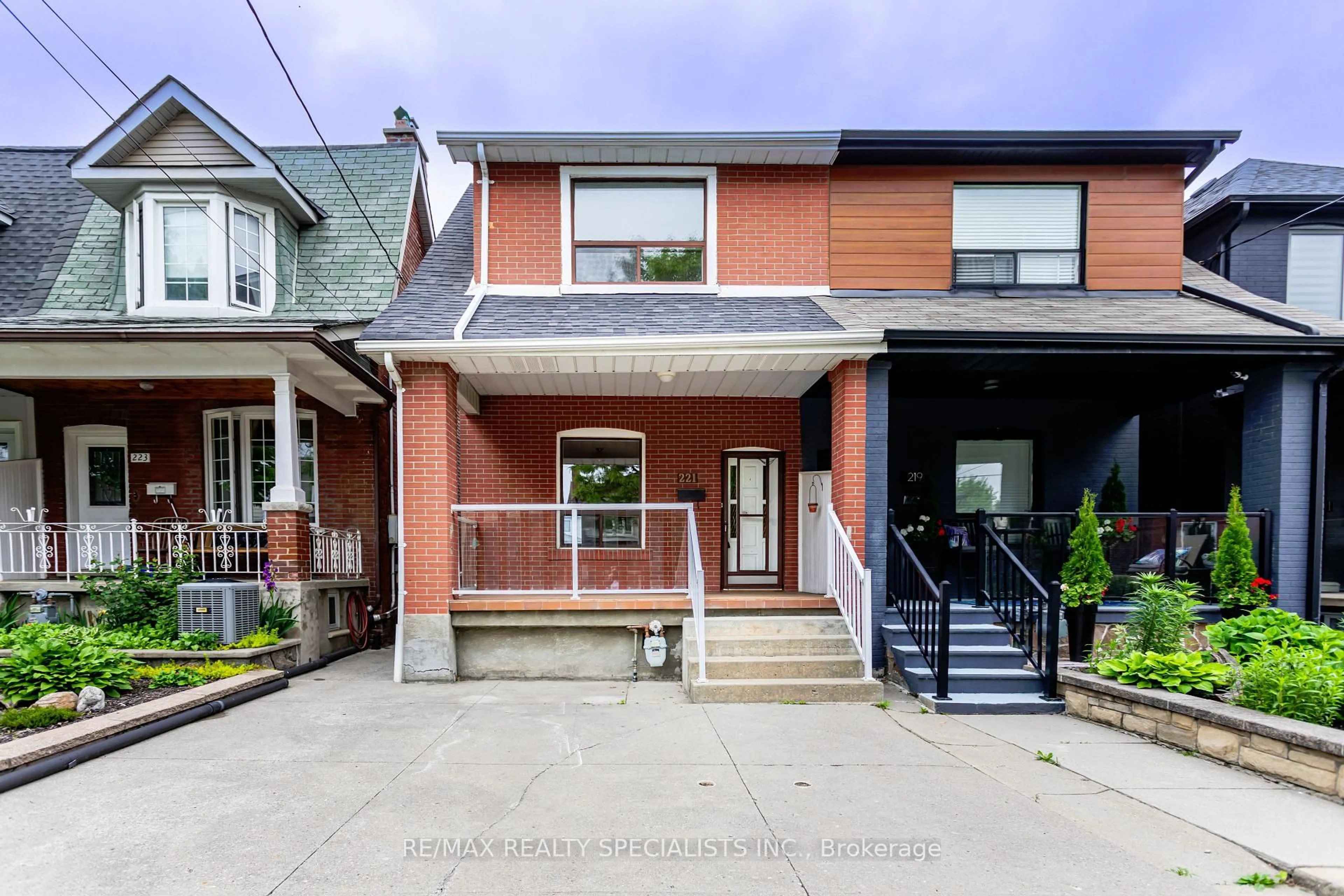 Home with brick exterior material, street for 221 Earlscourt Ave, Toronto Ontario M6E 4B4