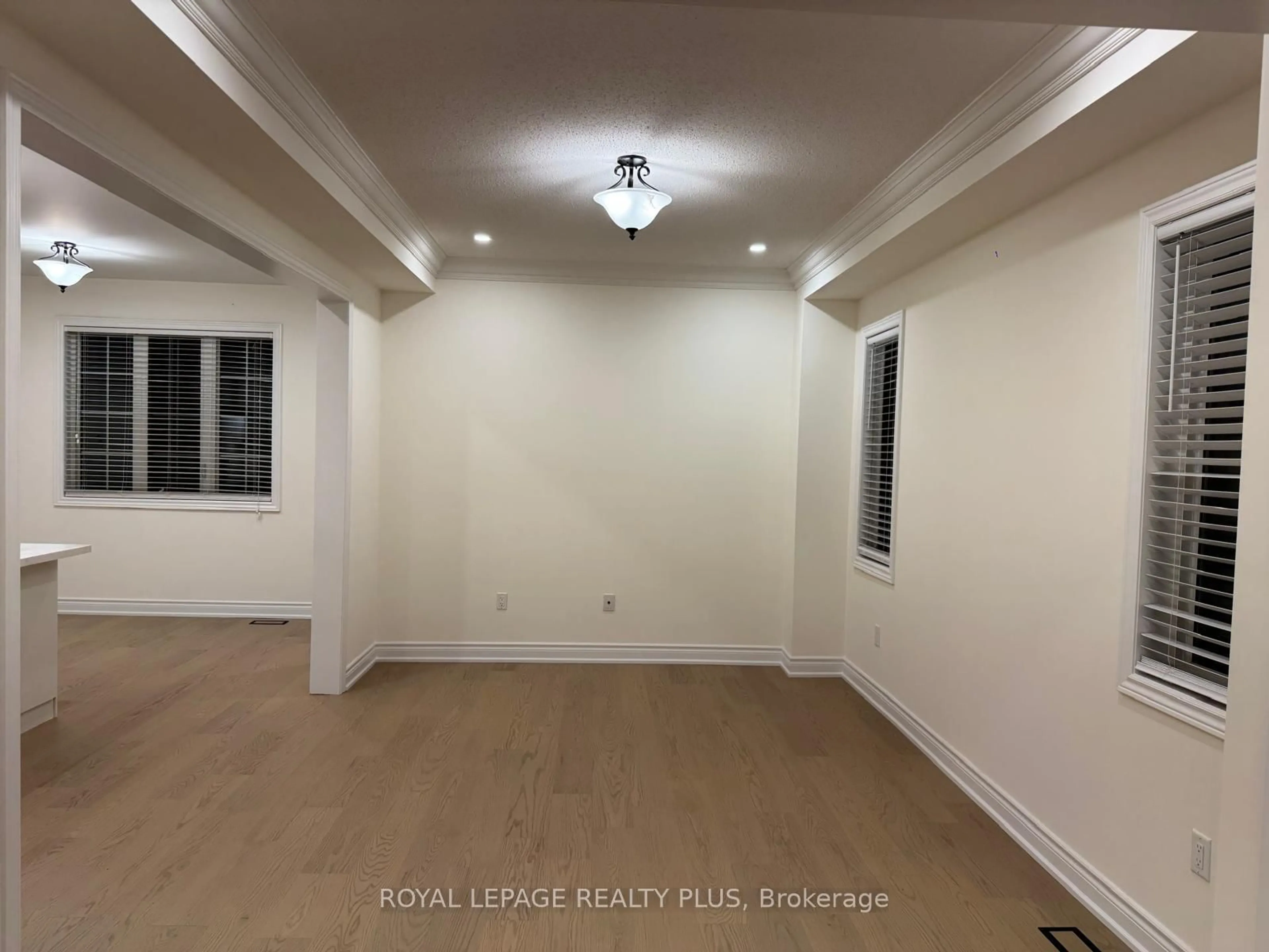 A pic of a room for 5371 Tenth Line, Mississauga Ontario L5M 0V7