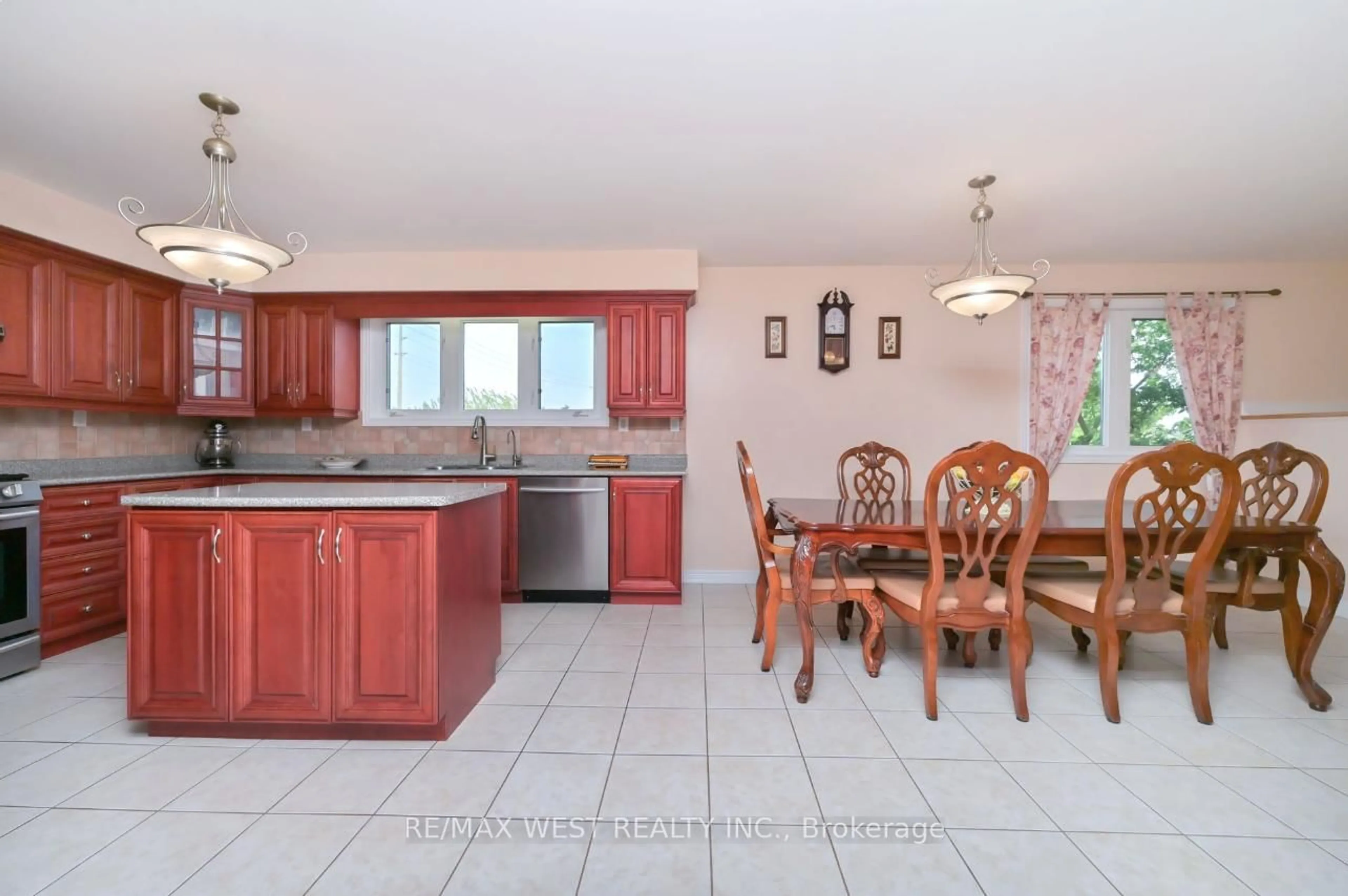 Unknown for 12370 Creditview Rd, Caledon Ontario L7C 1X9