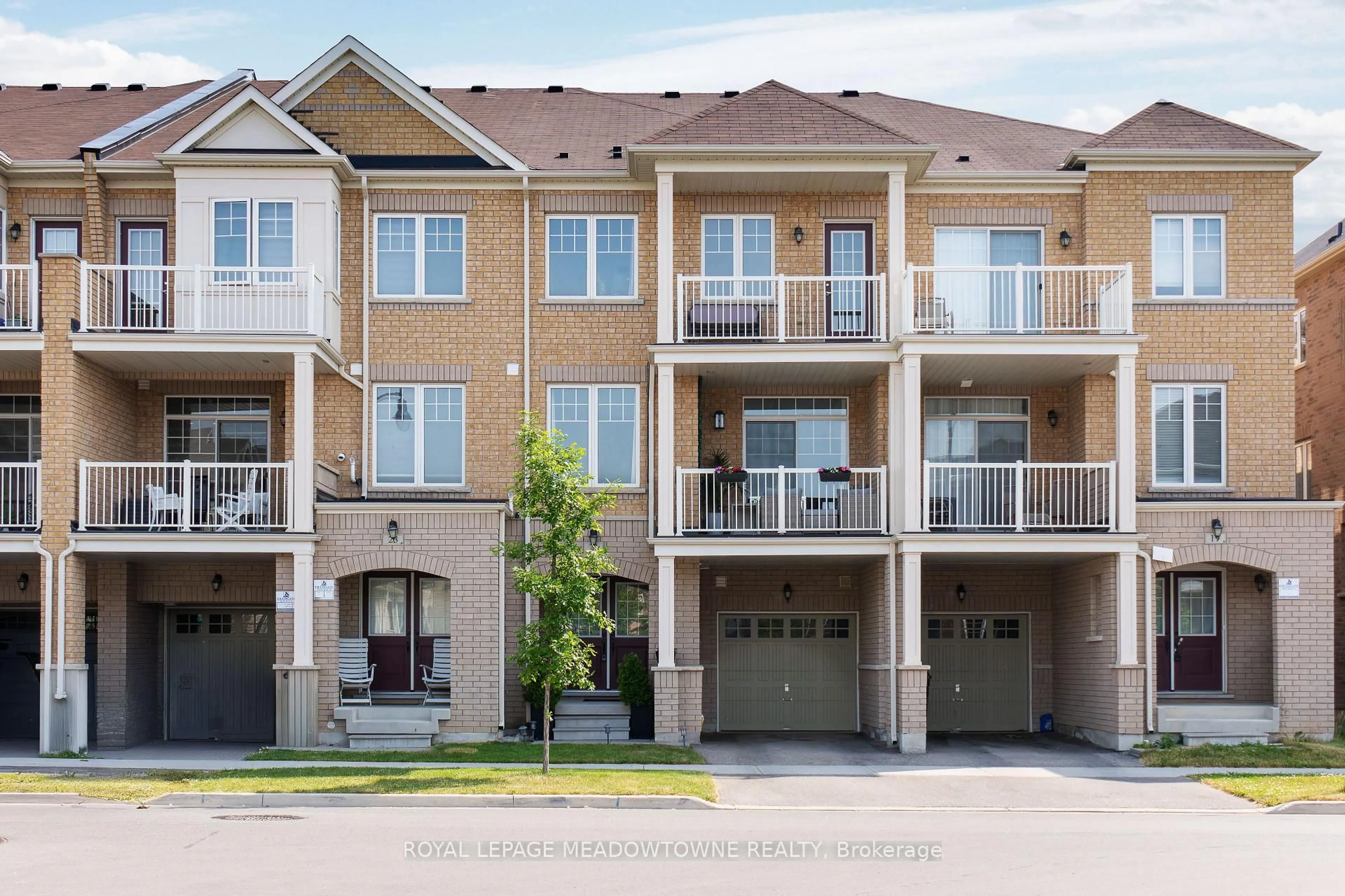 Unknown for 21 Labrish Rd, Brampton Ontario L7A 5C2