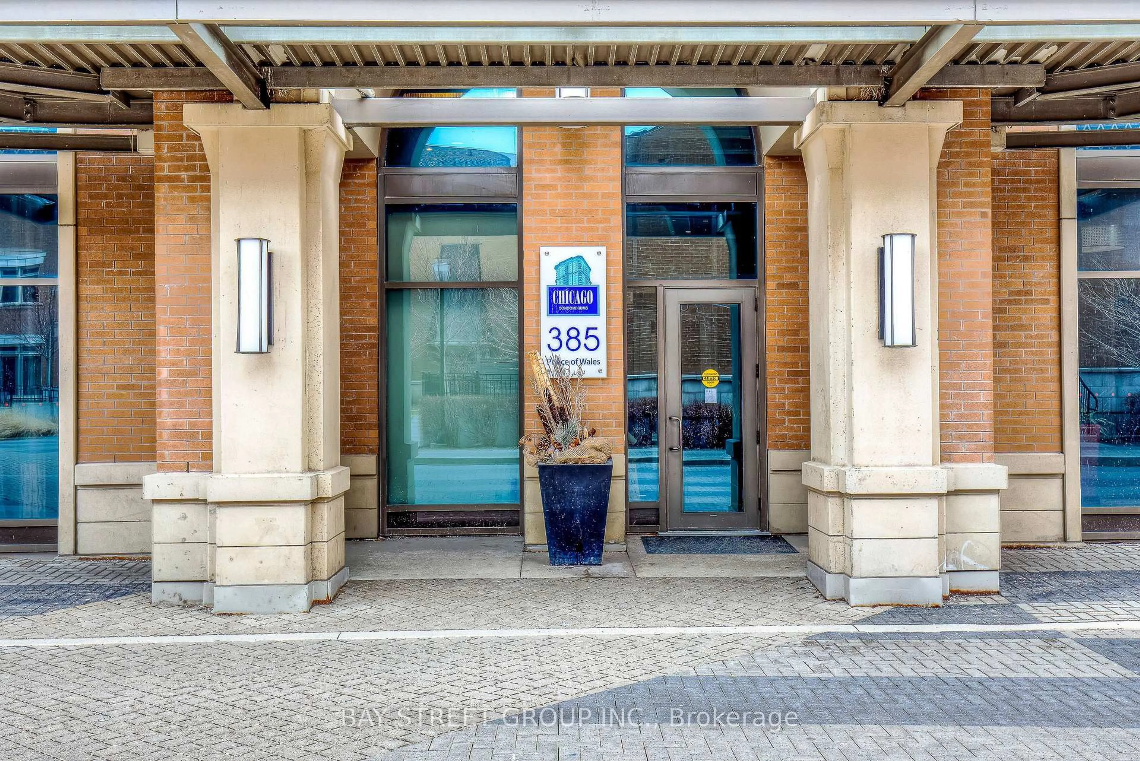 Indoor foyer for 385 Prince of Wales Dr #1406, Mississauga Ontario L5B 0C6