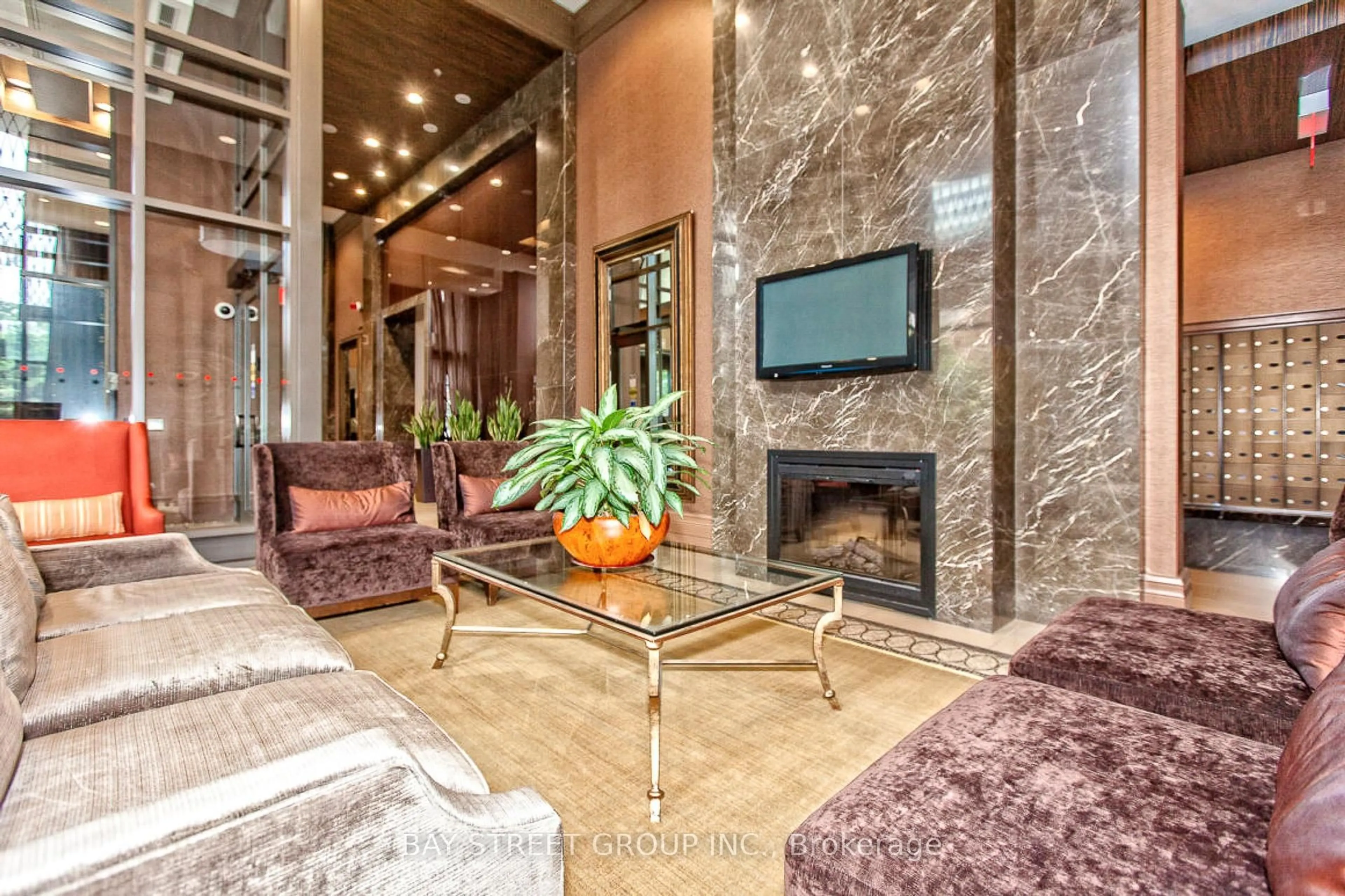 Lobby for 385 Prince of Wales Dr #1406, Mississauga Ontario L5B 0C6