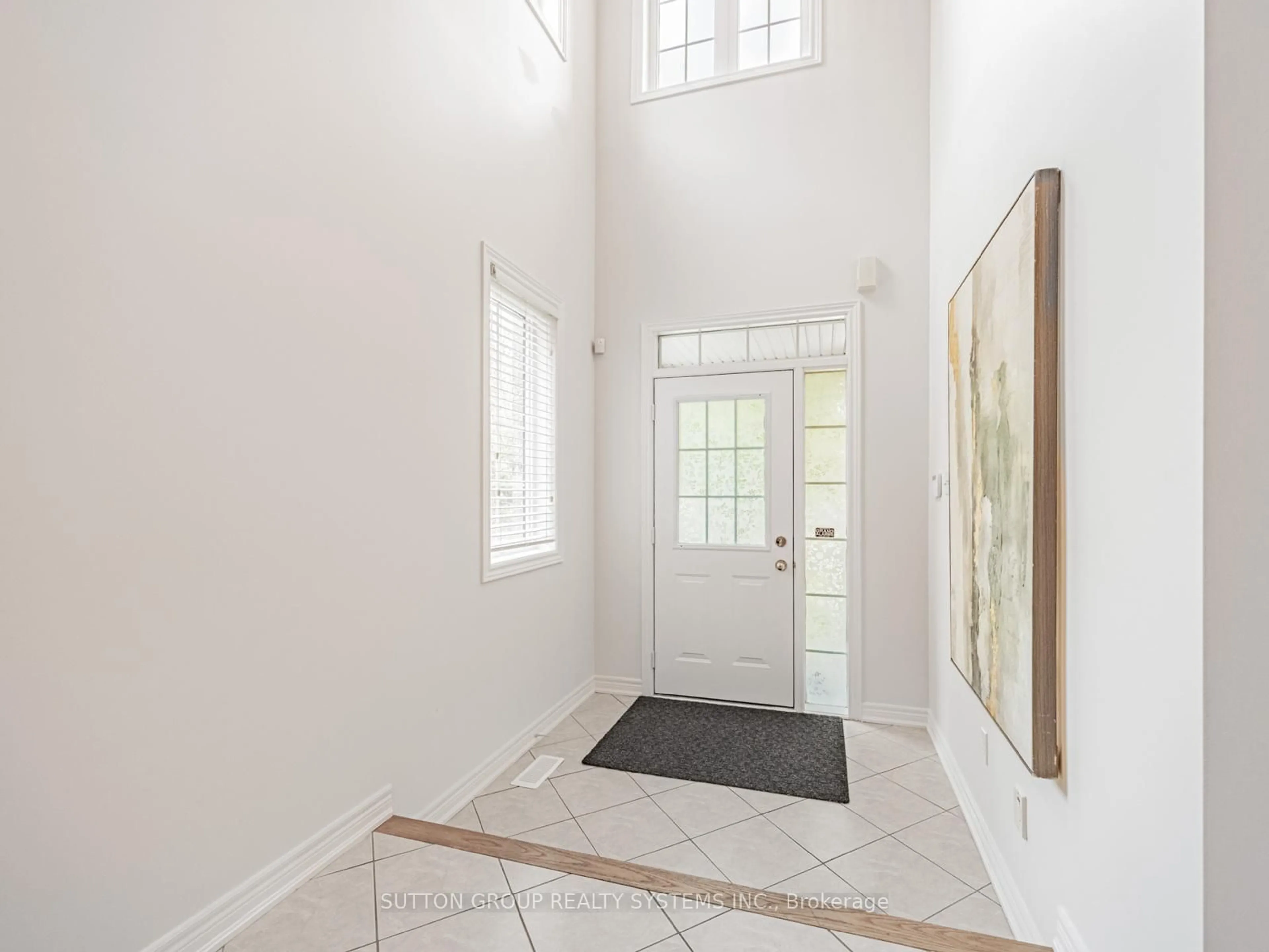 Indoor entryway for 5158 Churchill Meadows Blvd, Mississauga Ontario L5M 8B7