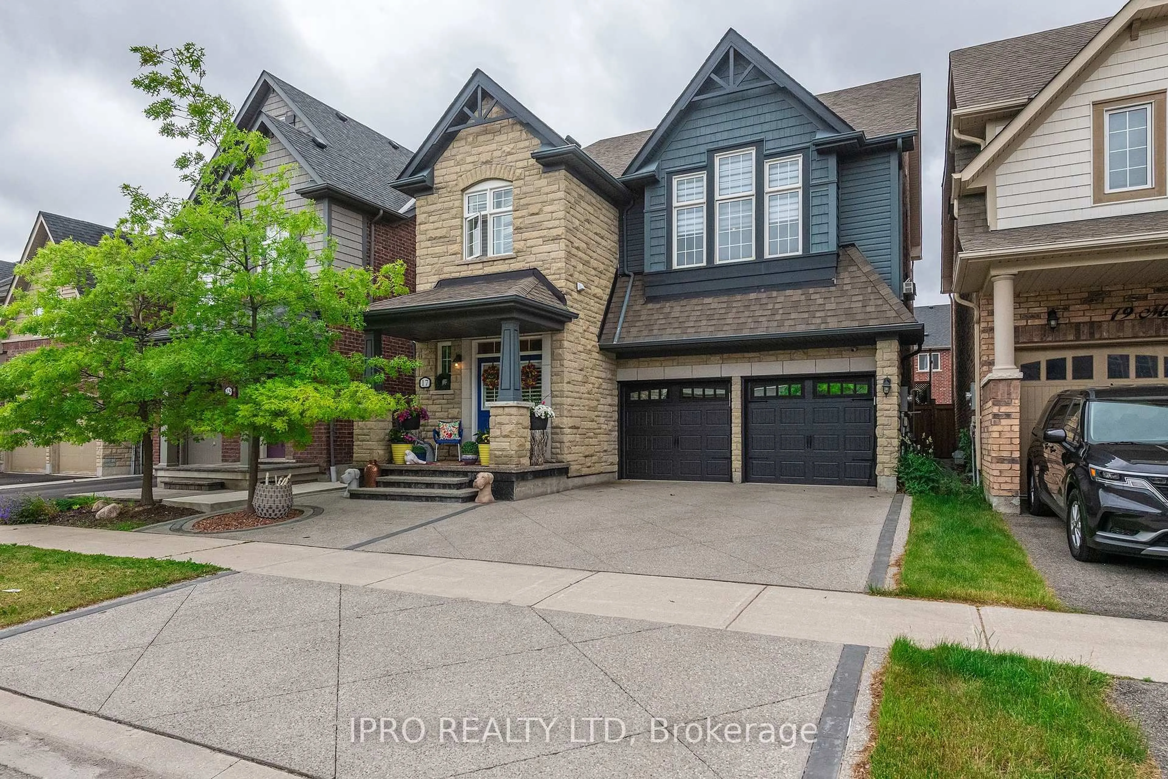 Home with brick exterior material, street for 17 McEchearn Cres, Caledon Ontario L7C 3R4