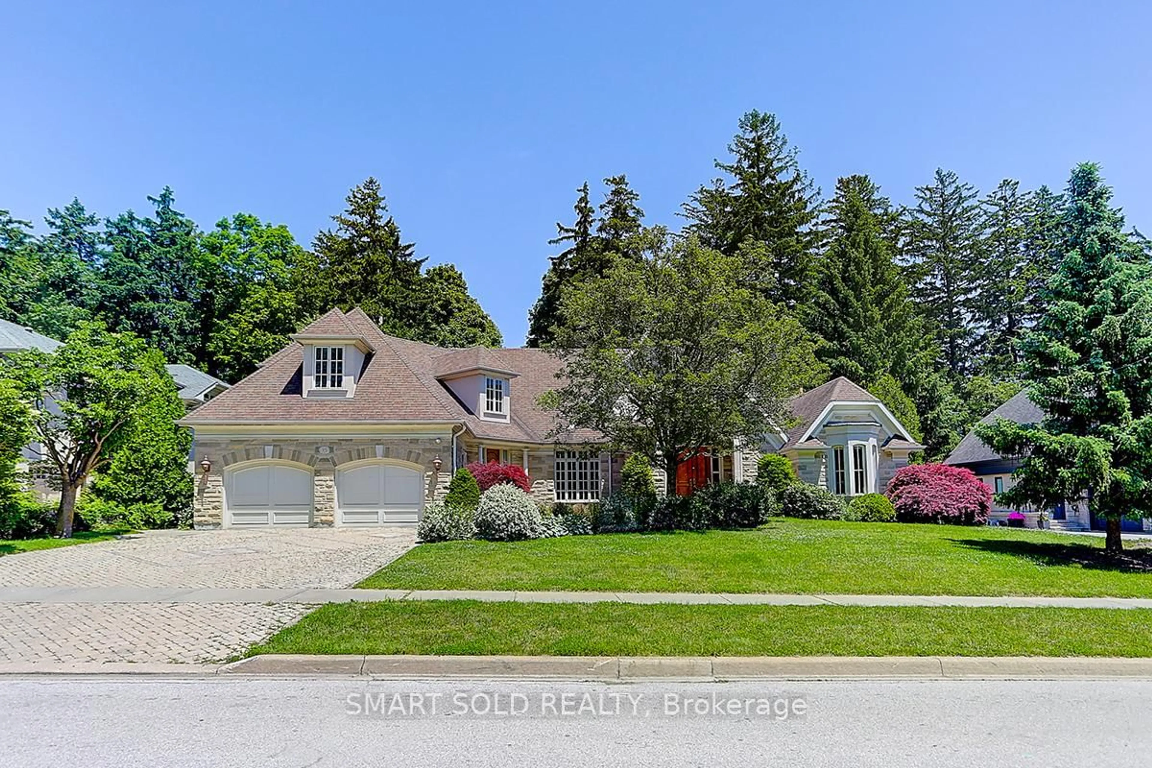 Home with brick exterior material, street for 95 Bel Air Dr, Oakville Ontario L6J 7N1