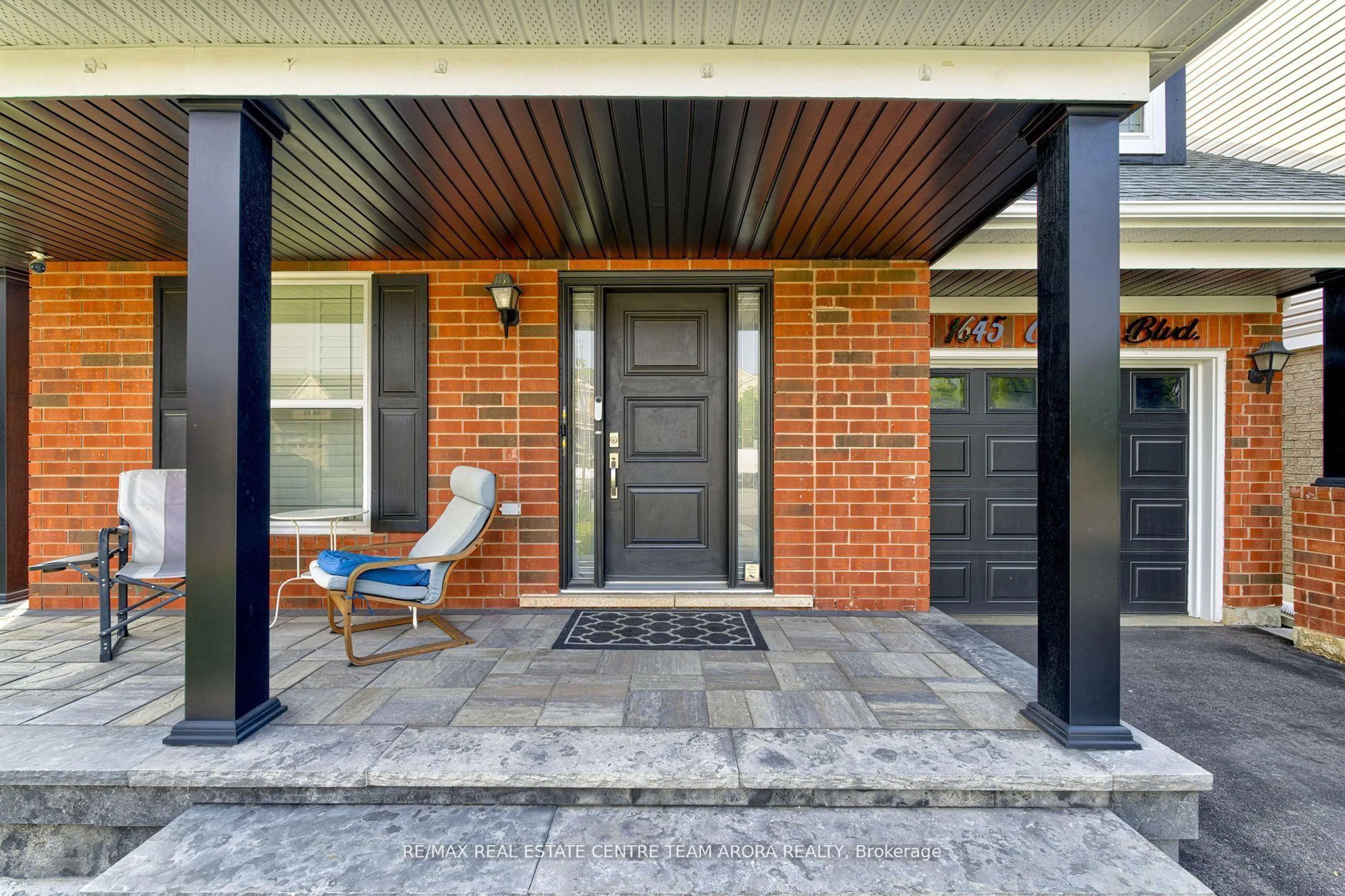 Home with brick exterior material, street for 1645 Clark Blvd, Milton Ontario L9T 5Z6