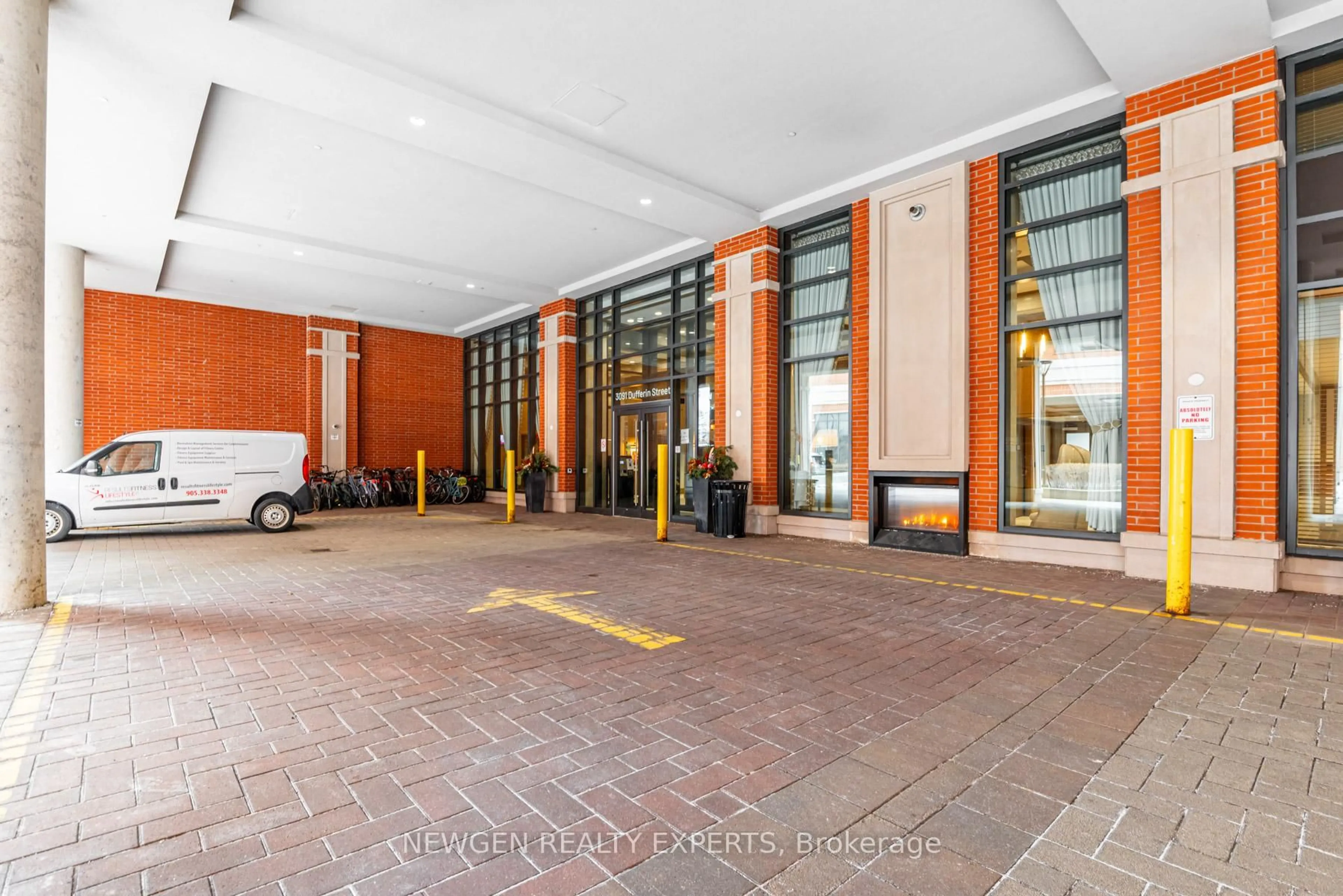 Lobby for 3091 Dufferin St #503, Toronto Ontario M6A 0C4