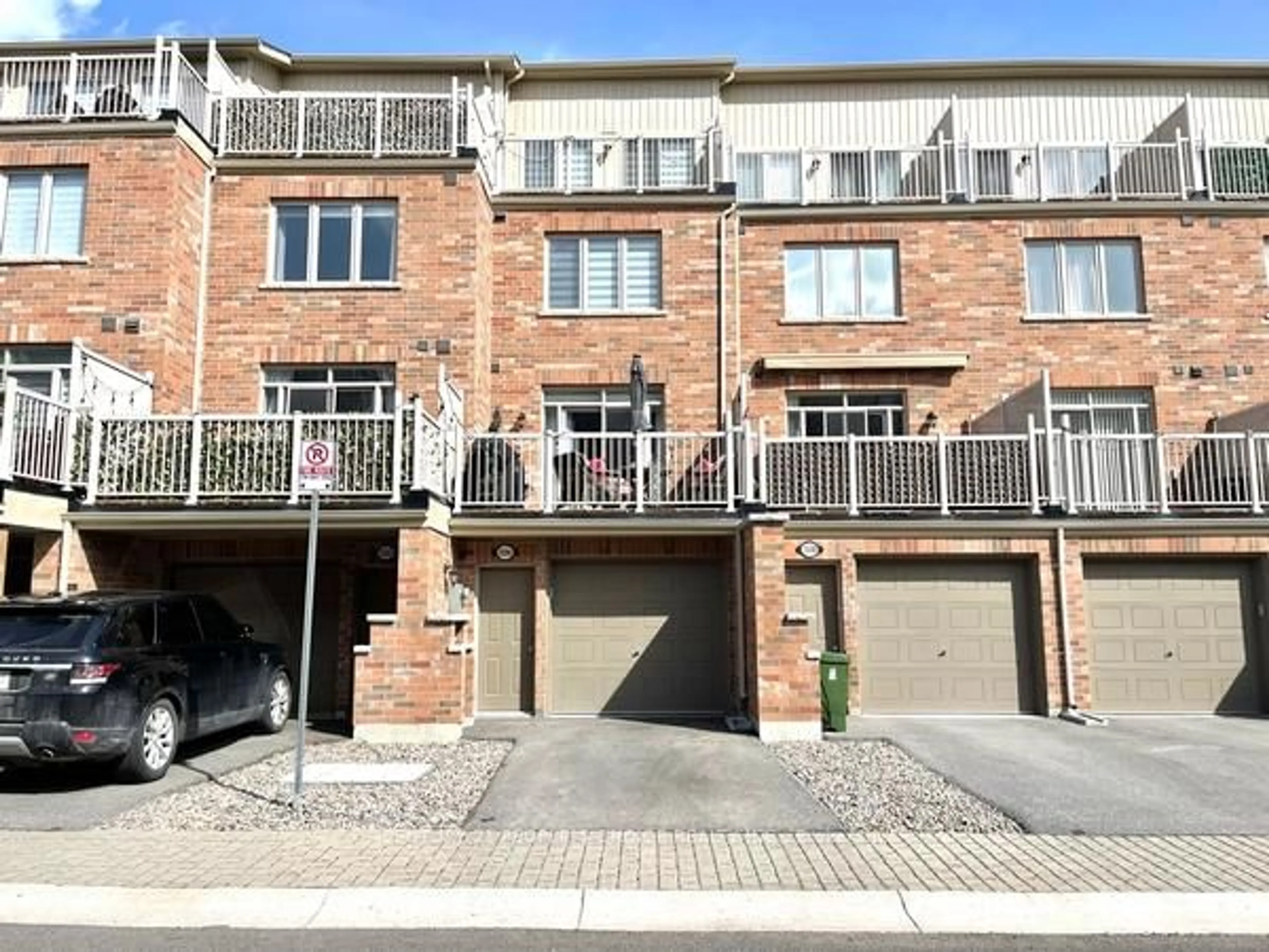 A pic from outside/outdoor area/front of a property/back of a property/a pic from drone, street for 1026A Islington Ave #54, Toronto Ontario M8Z 0E5