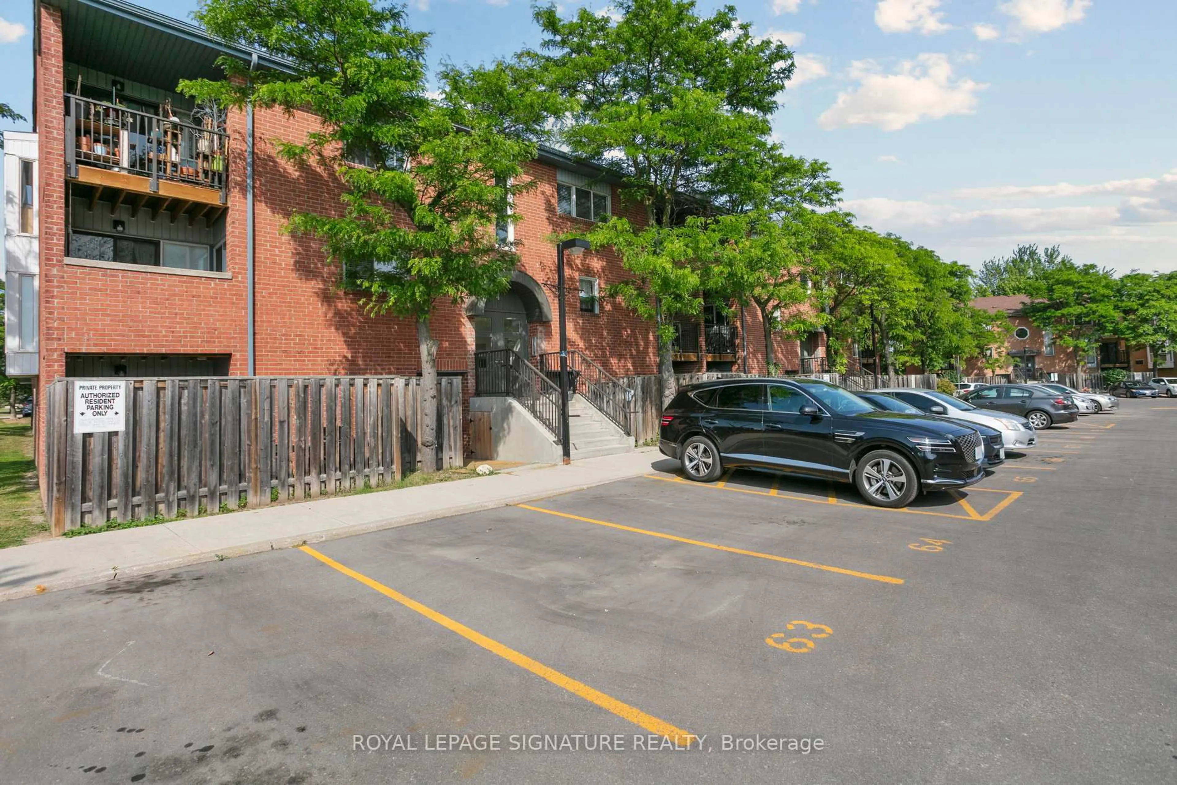 Unknown for 2866 Battleford Rd #4E, Mississauga Ontario L5N 3L3