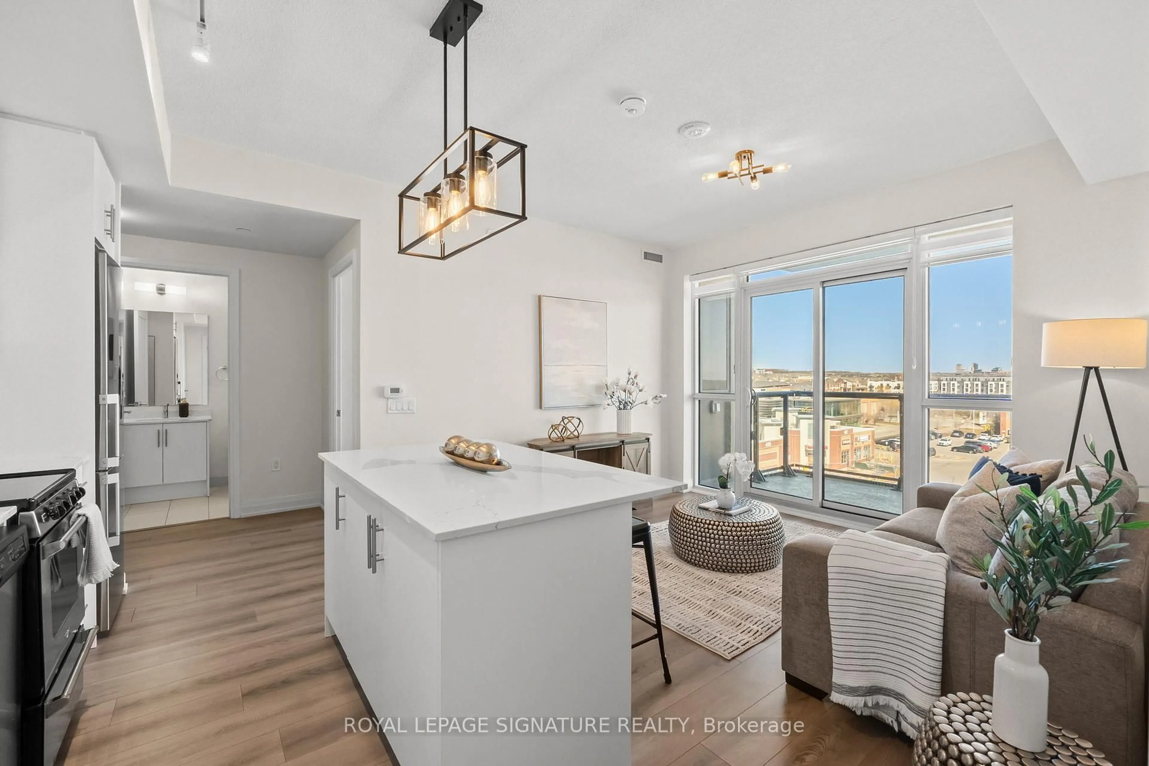 Open concept kitchen, unknown for 509 Dundas St #512, Oakville Ontario L6M 1L9