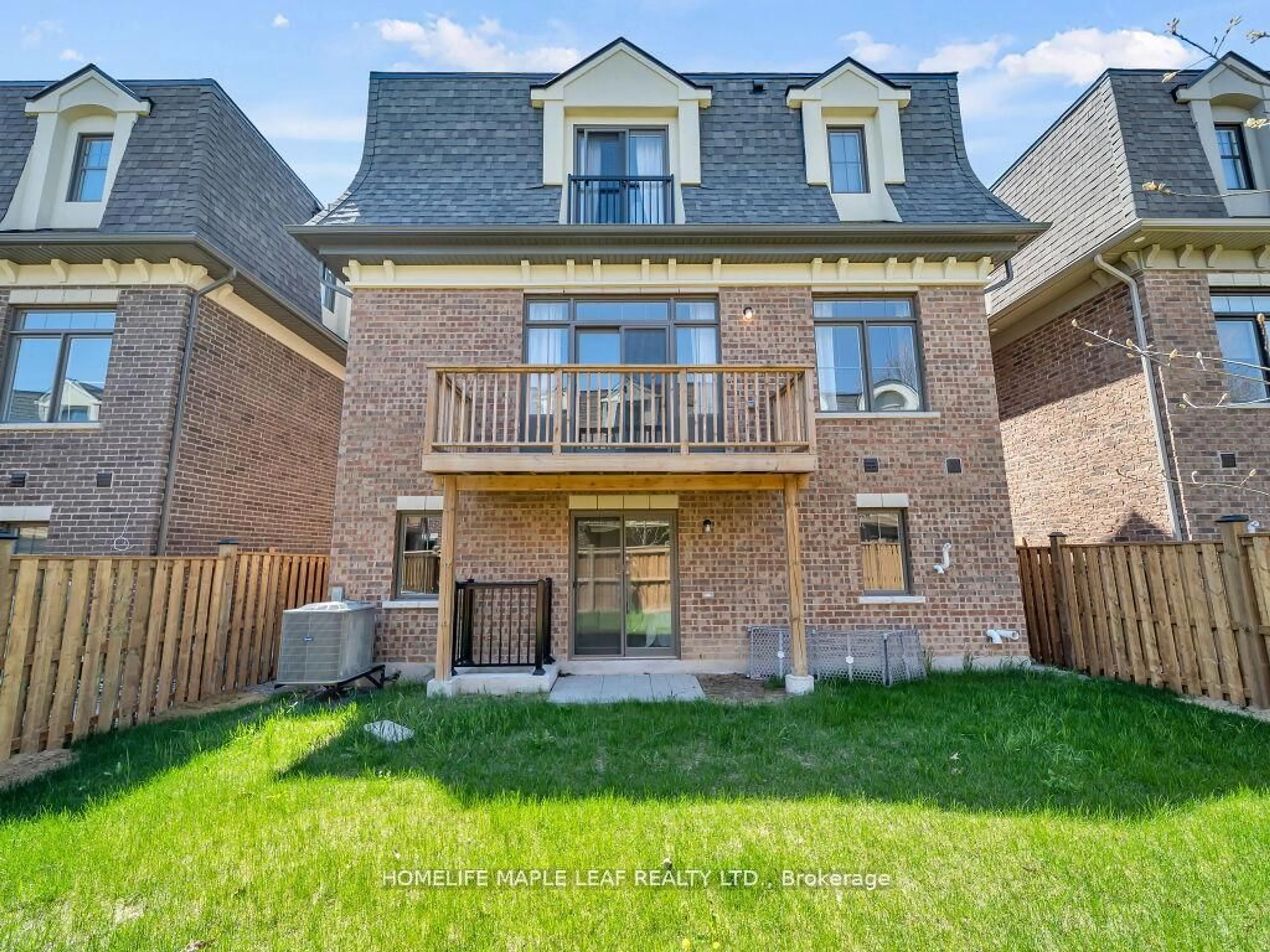 Home with brick exterior material, unknown for 2115 Primate Rd, Mississauga Ontario L4Y 1V5