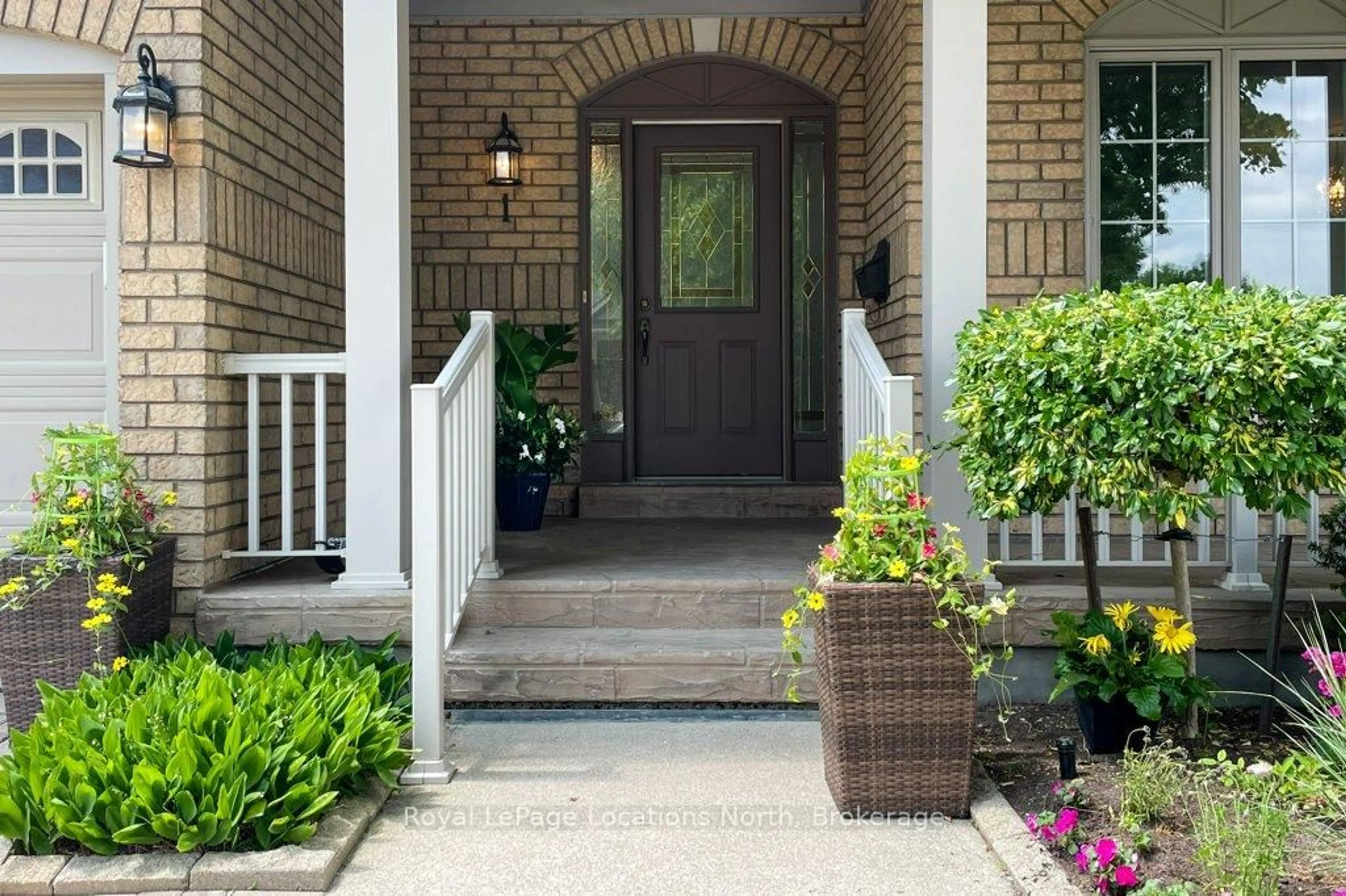 Indoor entryway for 1 Wellford Gate, Brampton Ontario L6R 1W5