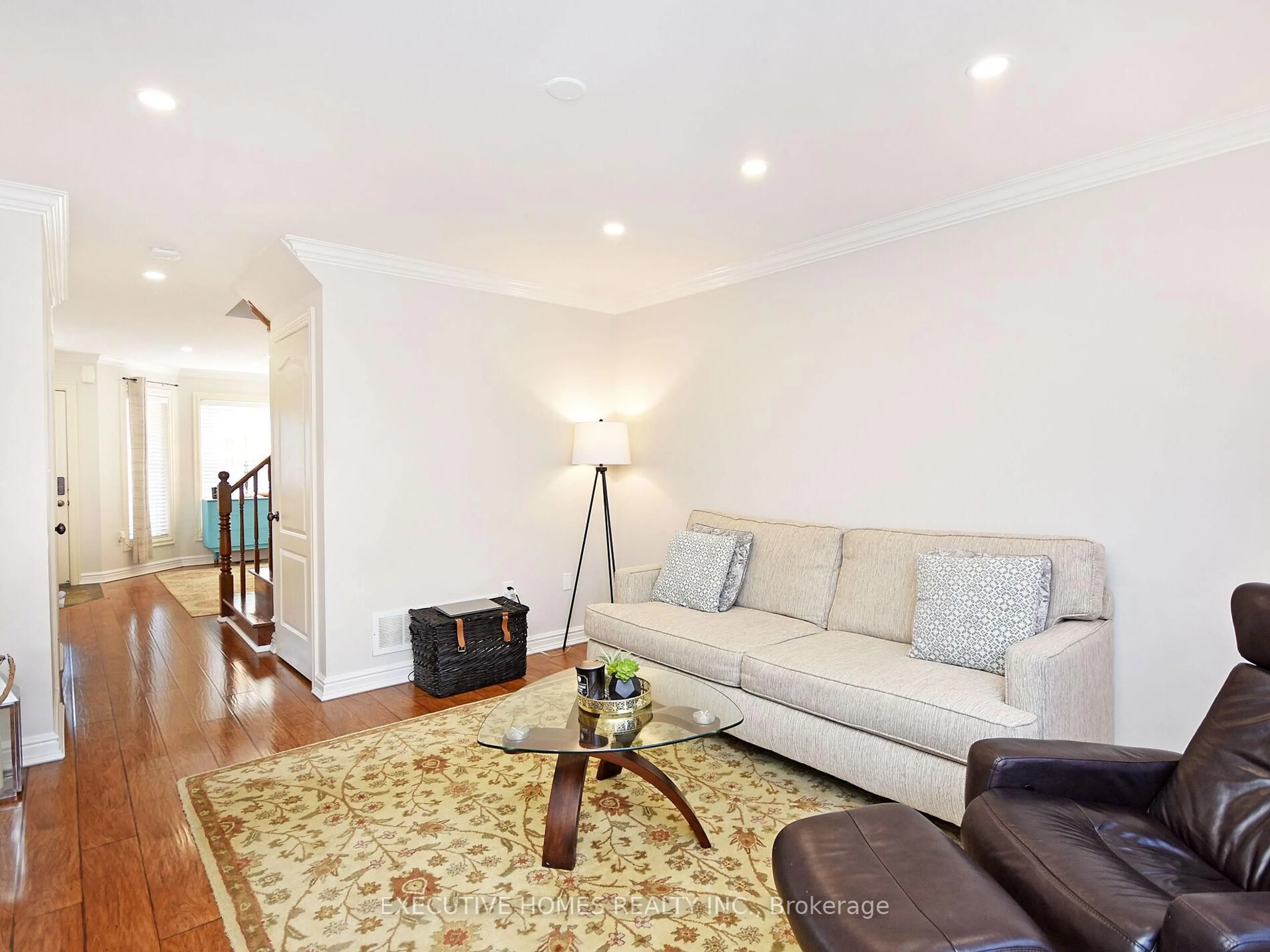 Living room with furniture, unknown for 1058 Bowring Cres, Milton Ontario L9T 6H4
