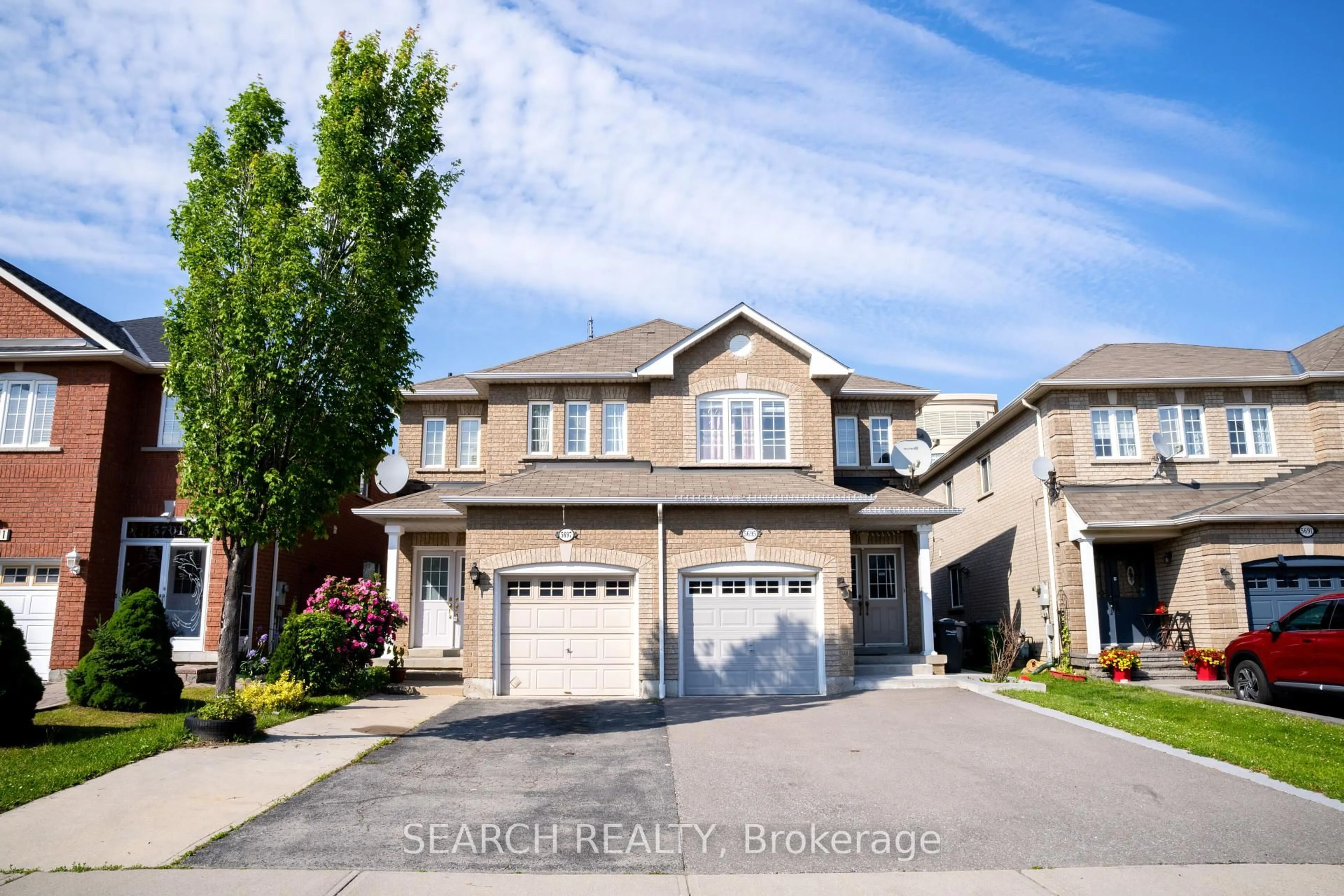 Unknown for 5697 Volpe Ave, Mississauga Ontario L5V 3A5