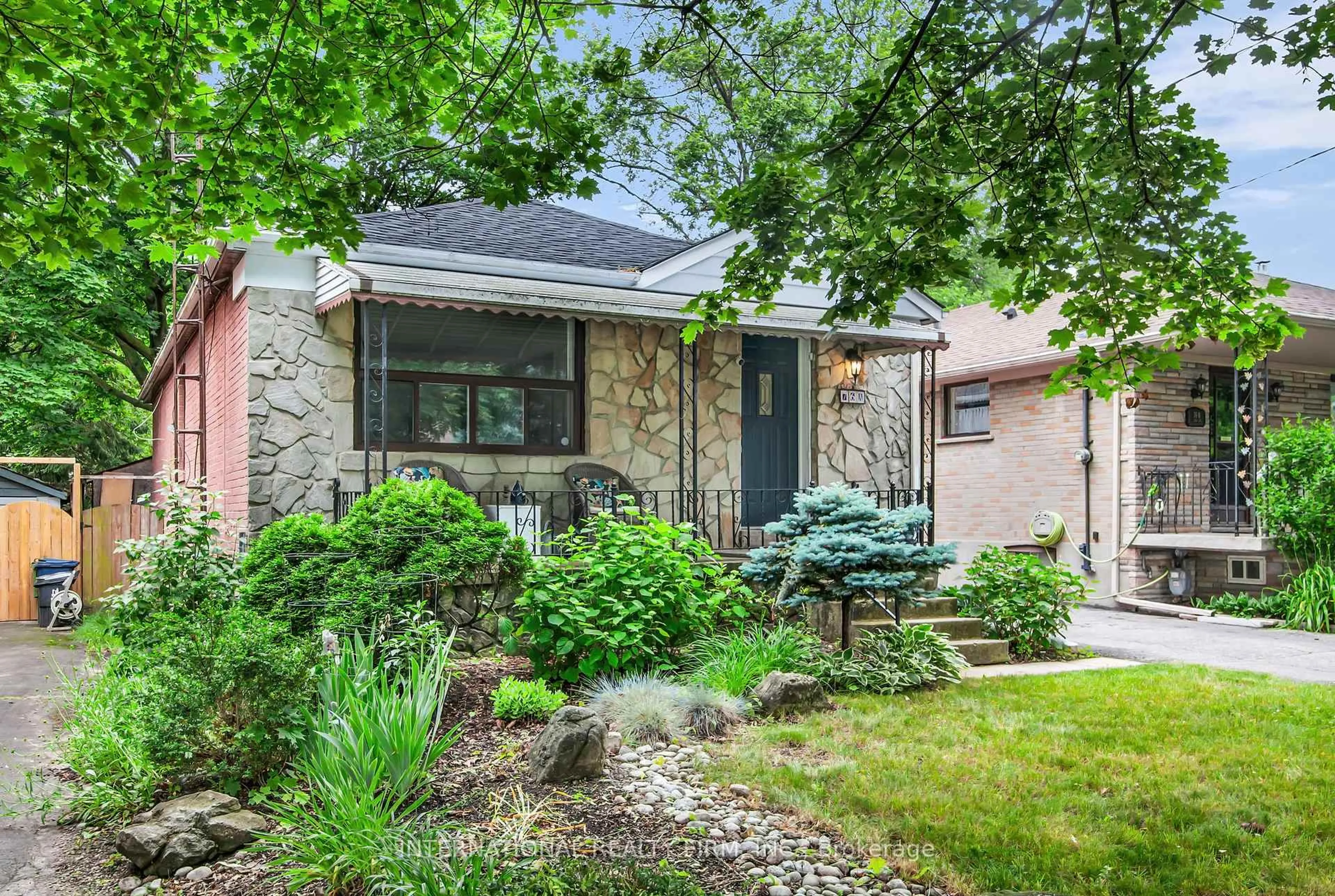 Home with brick exterior material, street for 76A Gort Ave, Toronto Ontario M8W 3Z1